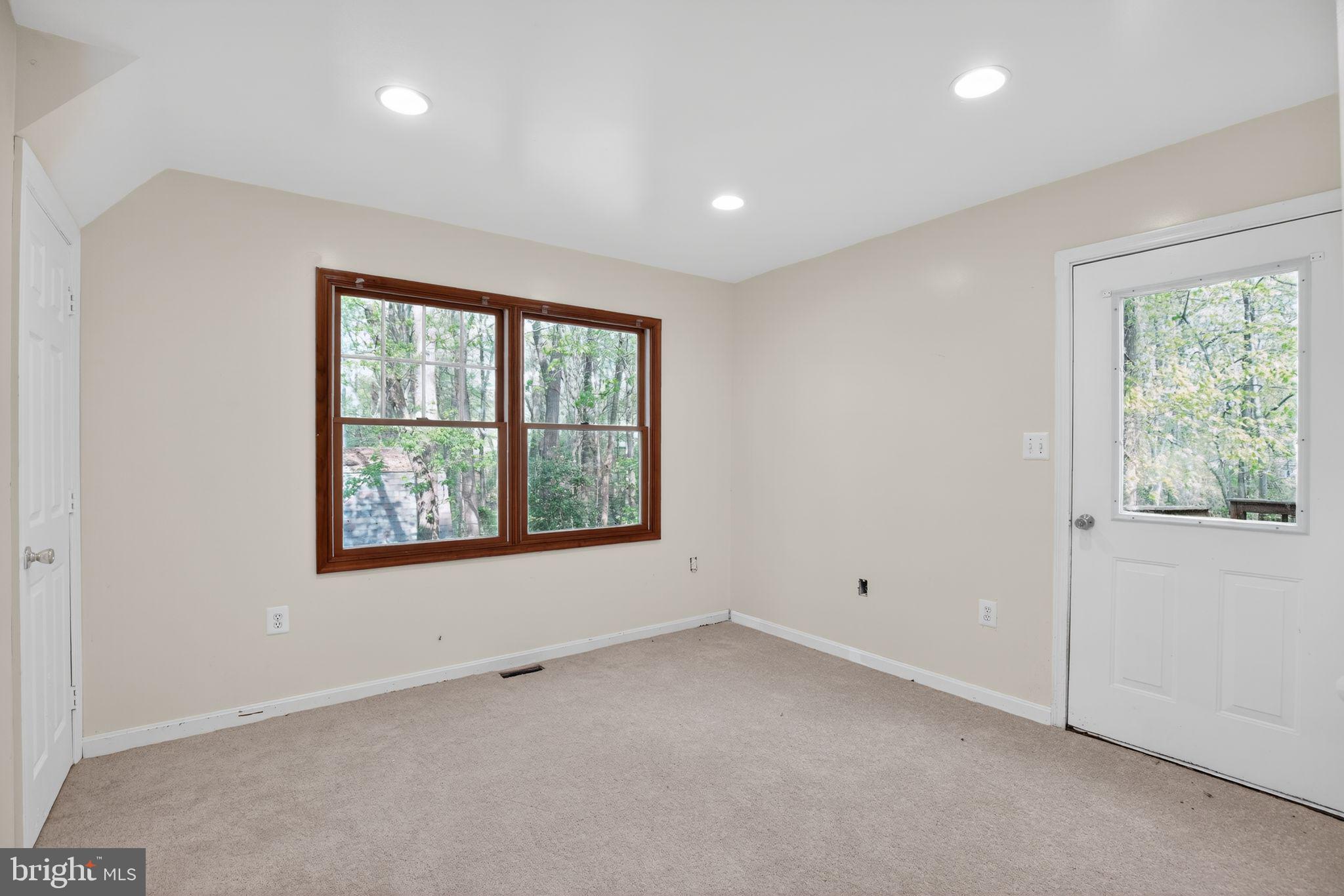 CLARKS RUN - Residential