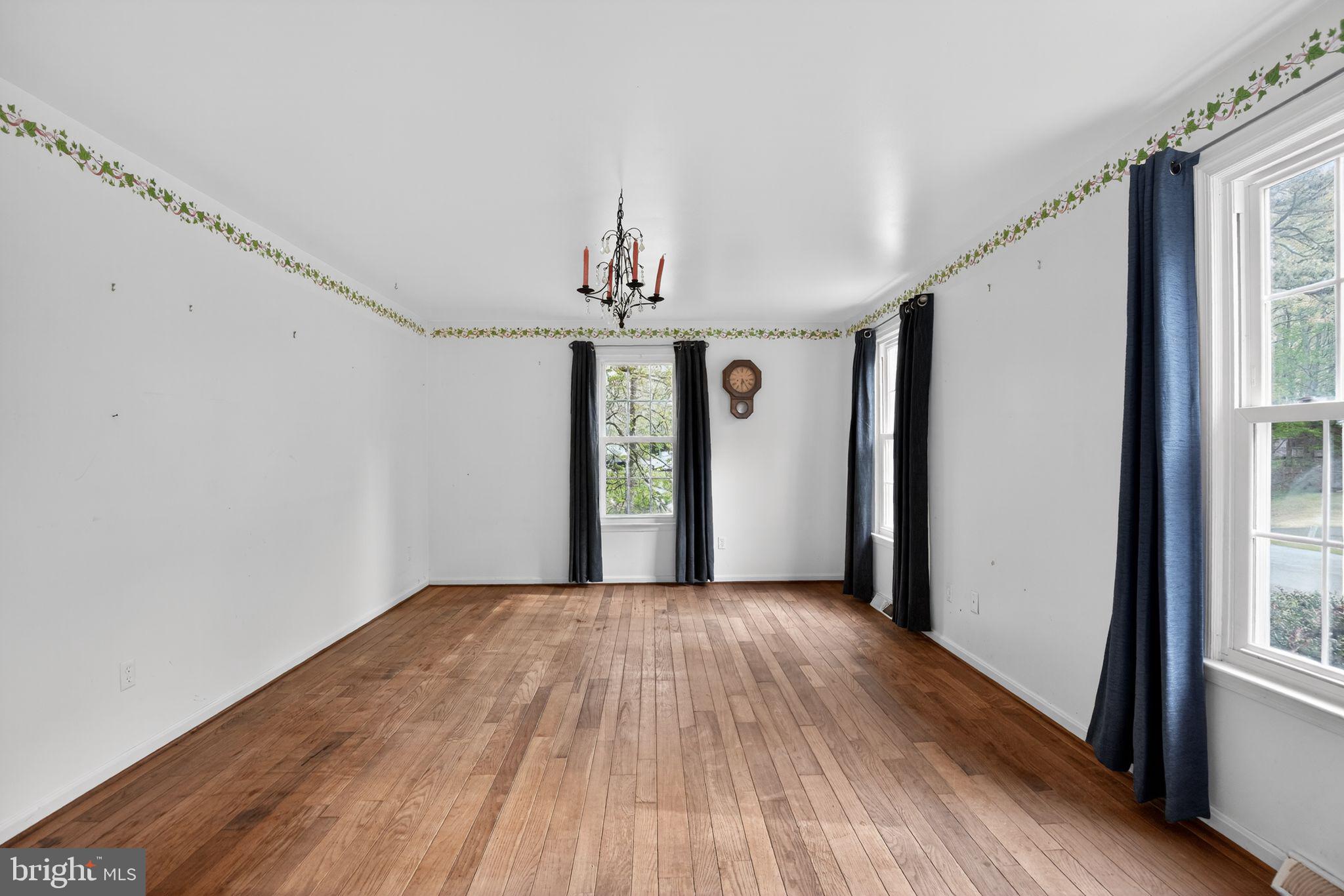 CLARKS RUN - Residential