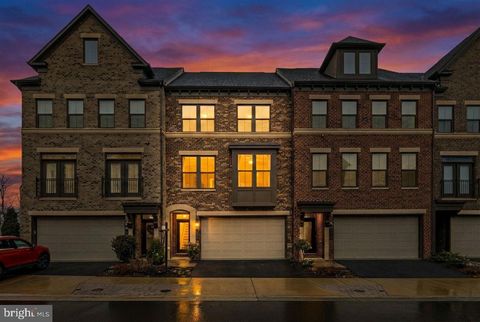 Photo of 22296 Cornerstone Crossing Terrace, ASHBURN, VA 20148 (MLS # VALO2117418)