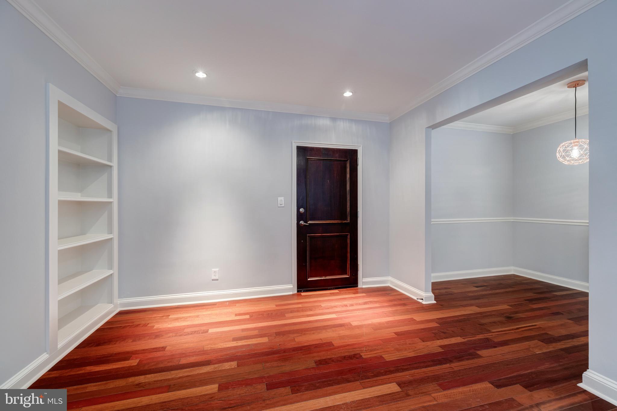 BEARINGS SOUTH - Residential