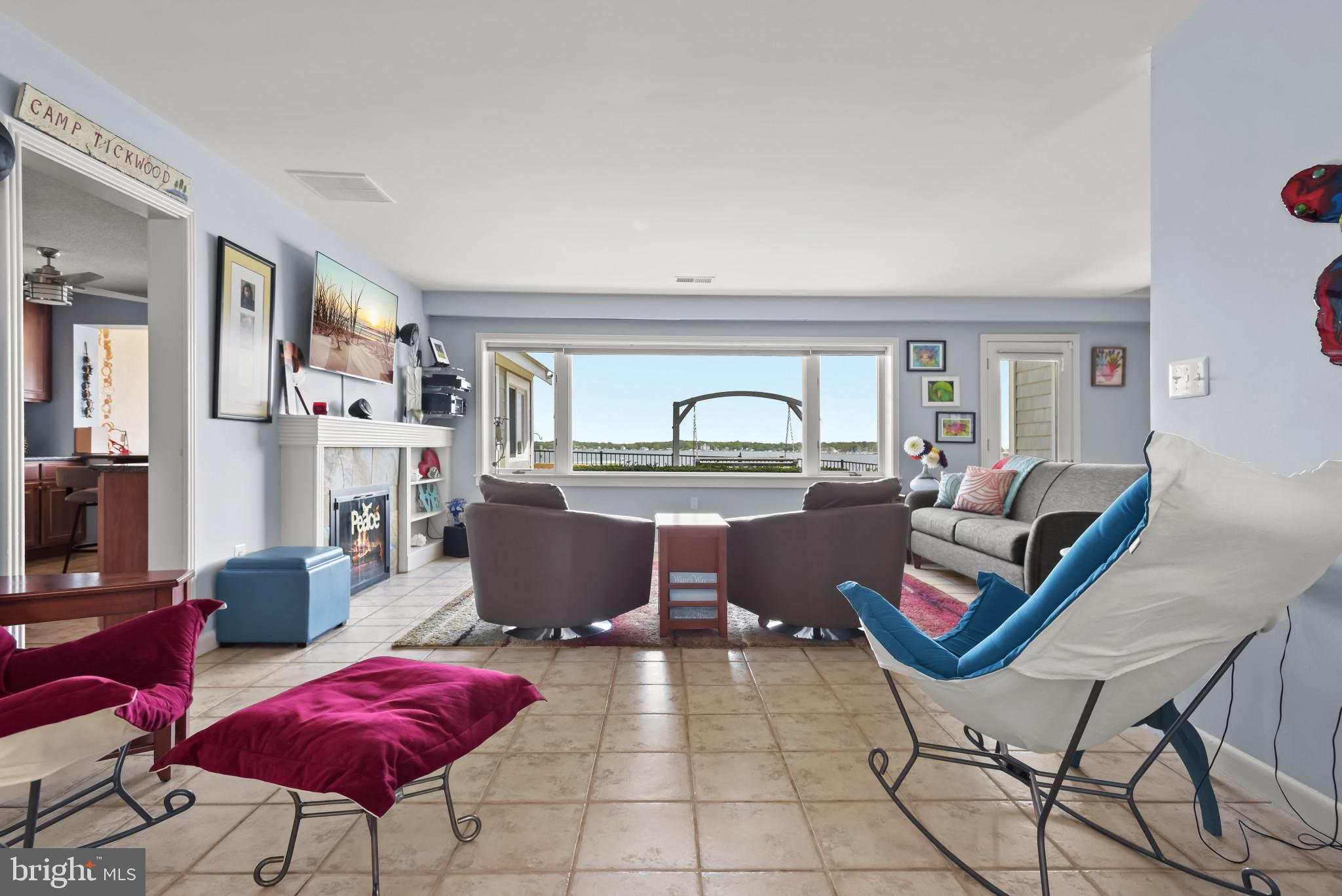 ROCKAWAY BEACH - Residential