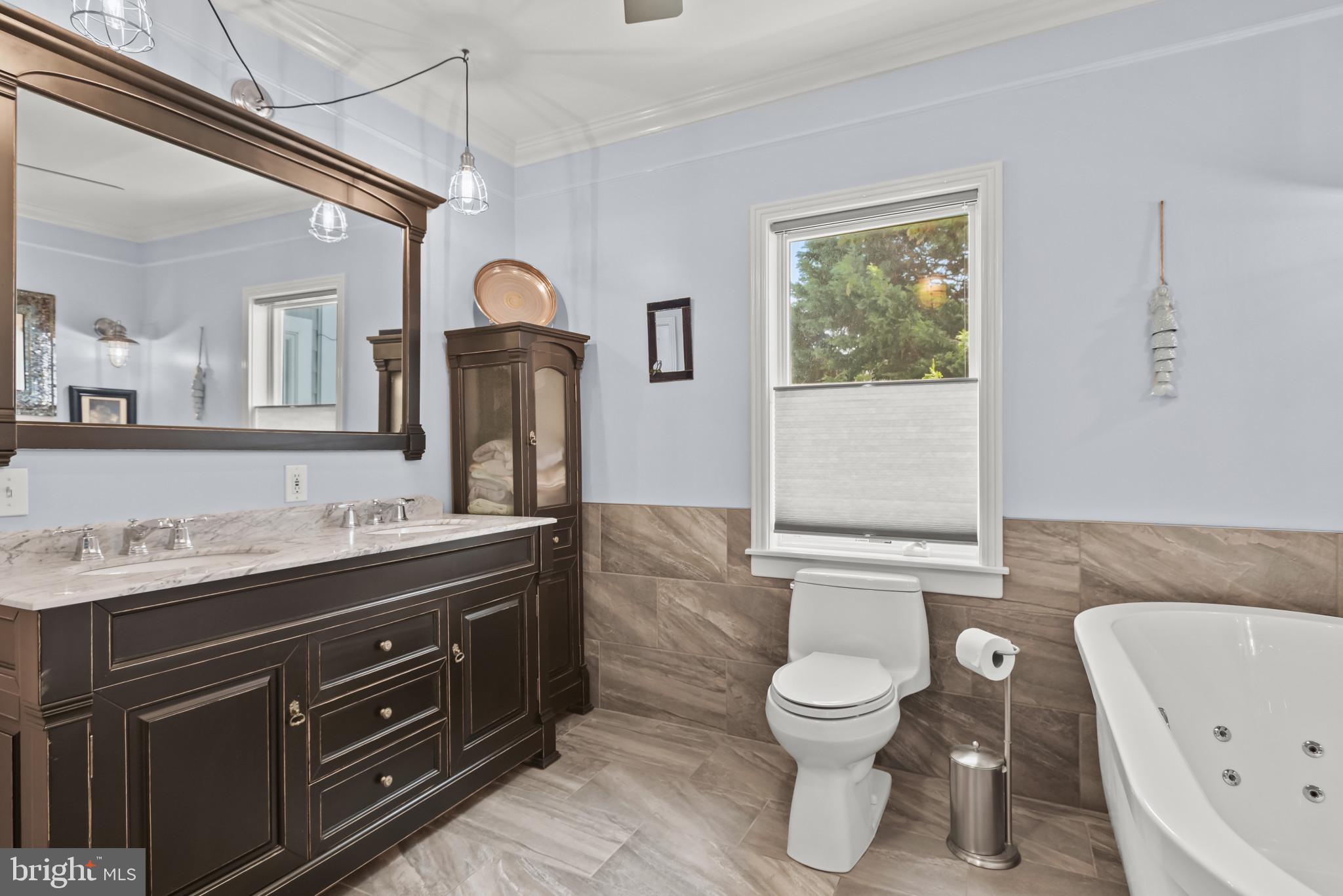 ROCKAWAY BEACH - Residential