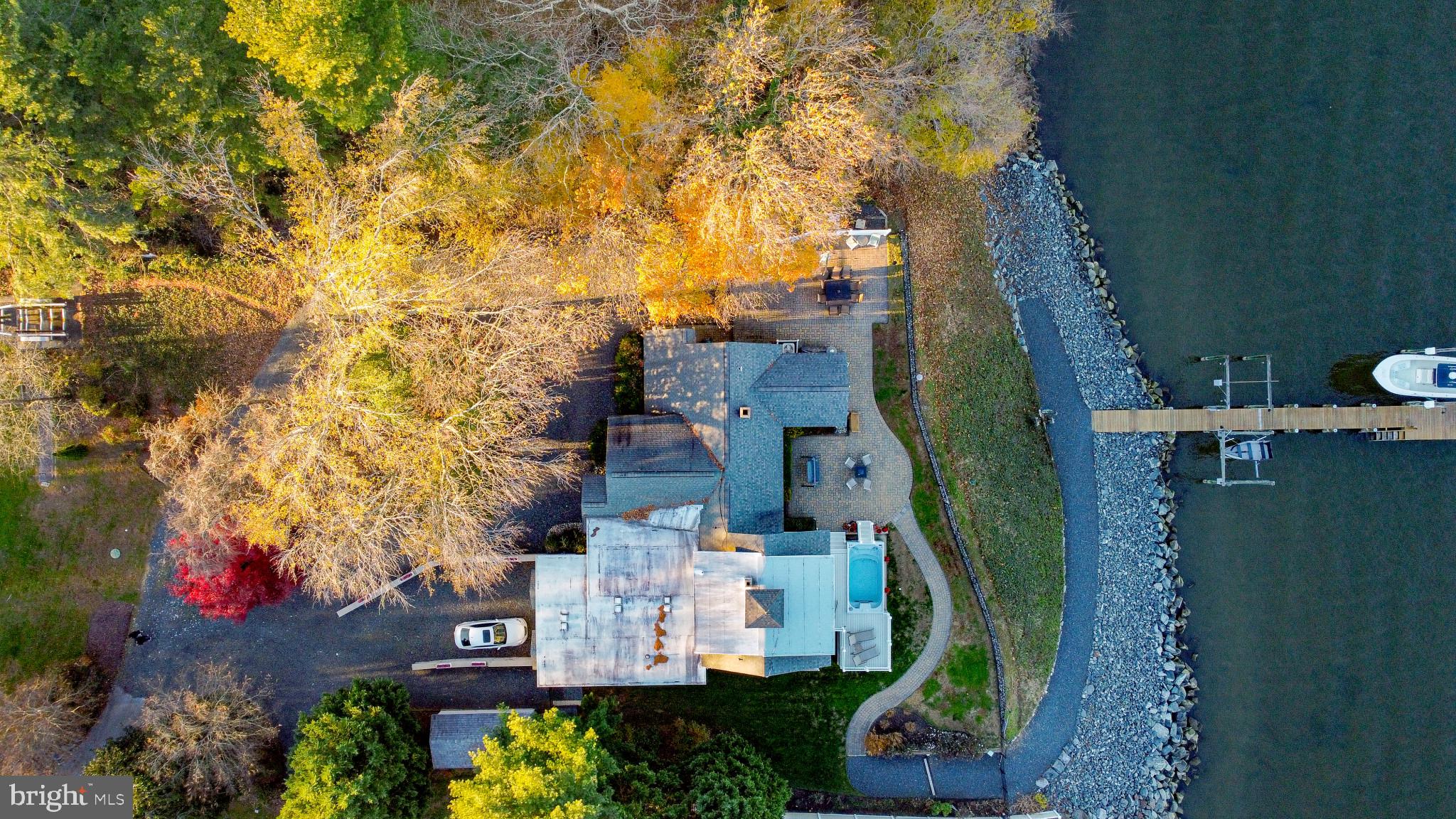 ROCKAWAY BEACH - Residential