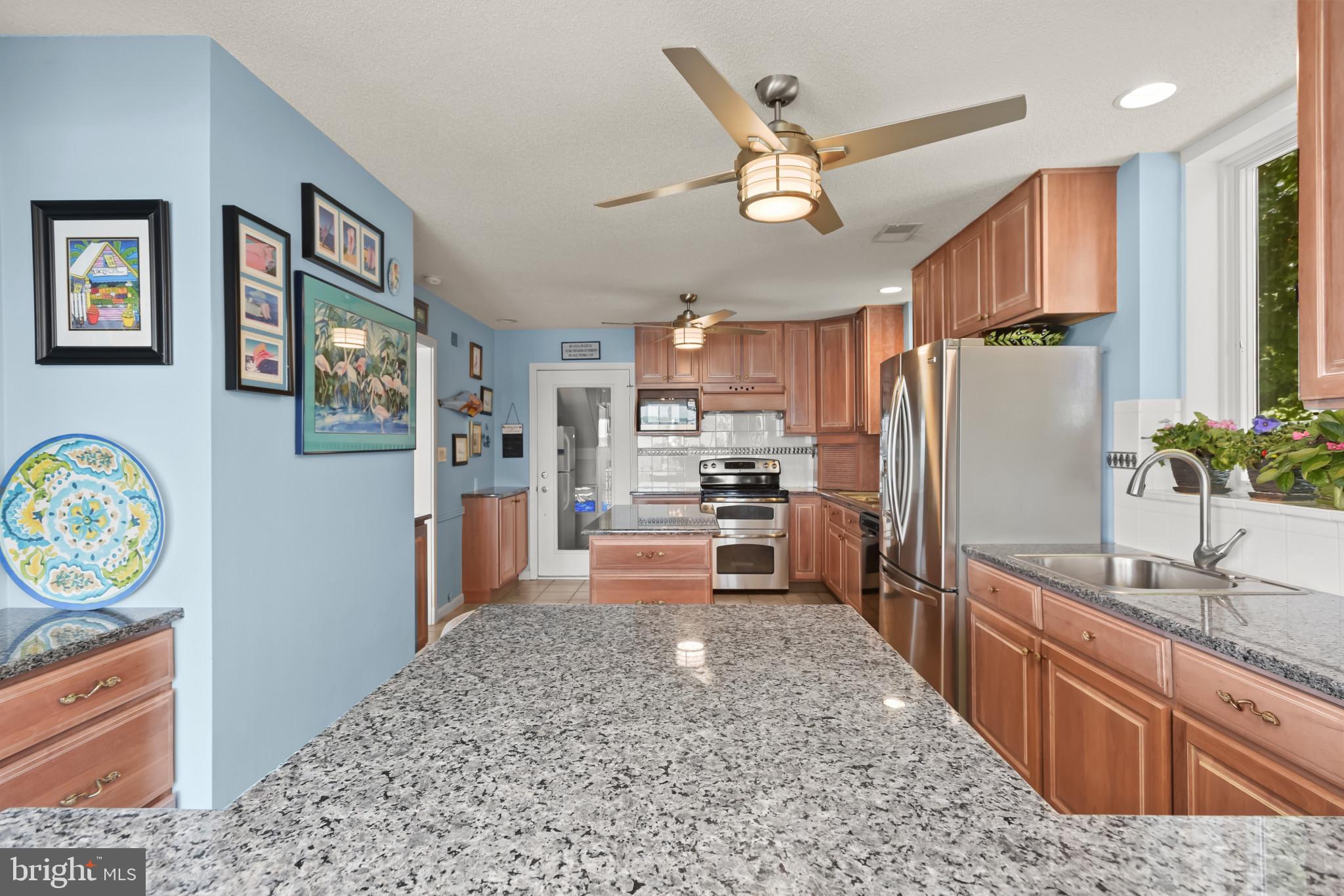 ROCKAWAY BEACH - Residential