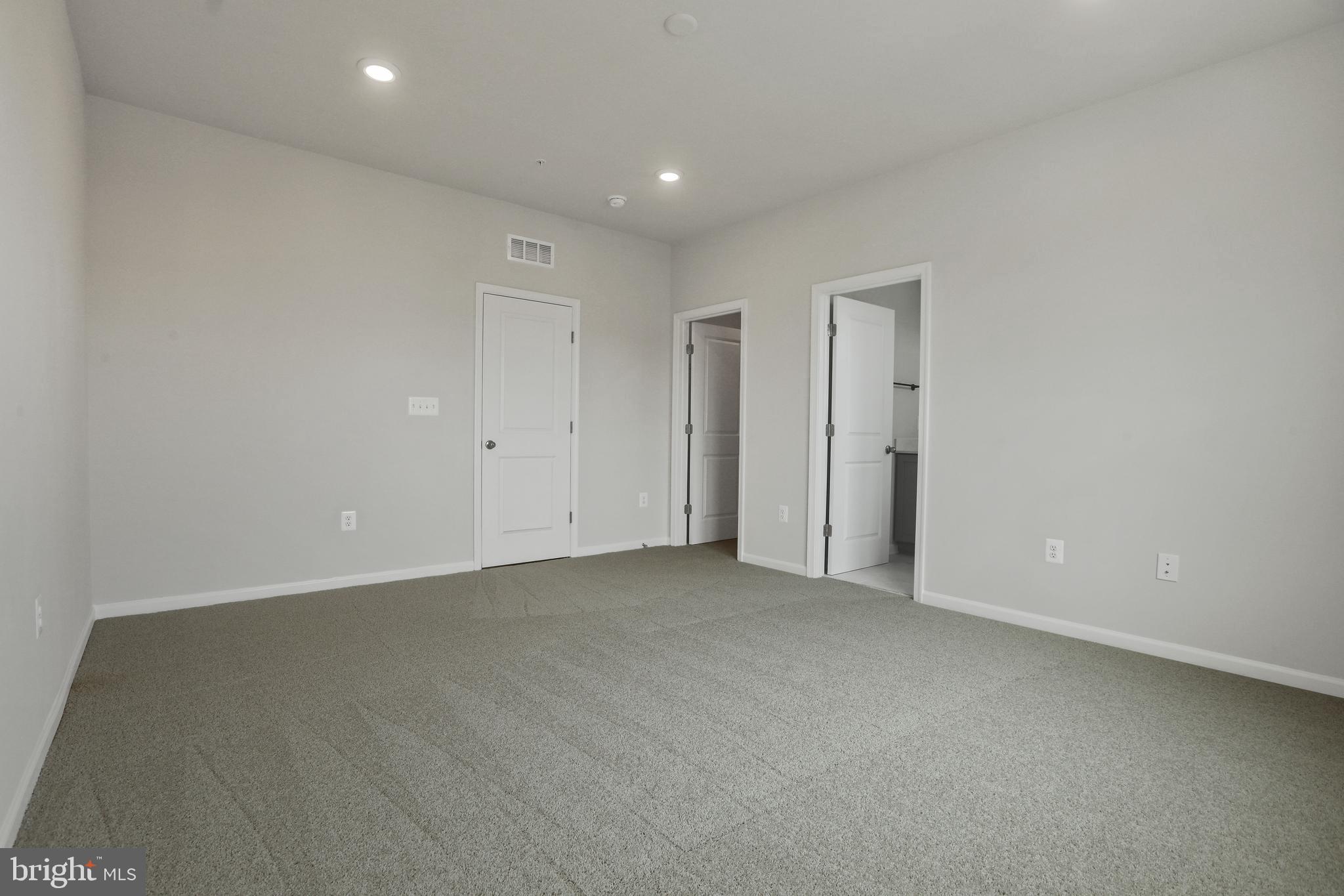 GREENLEIGH AT CROSSROADS - Residential