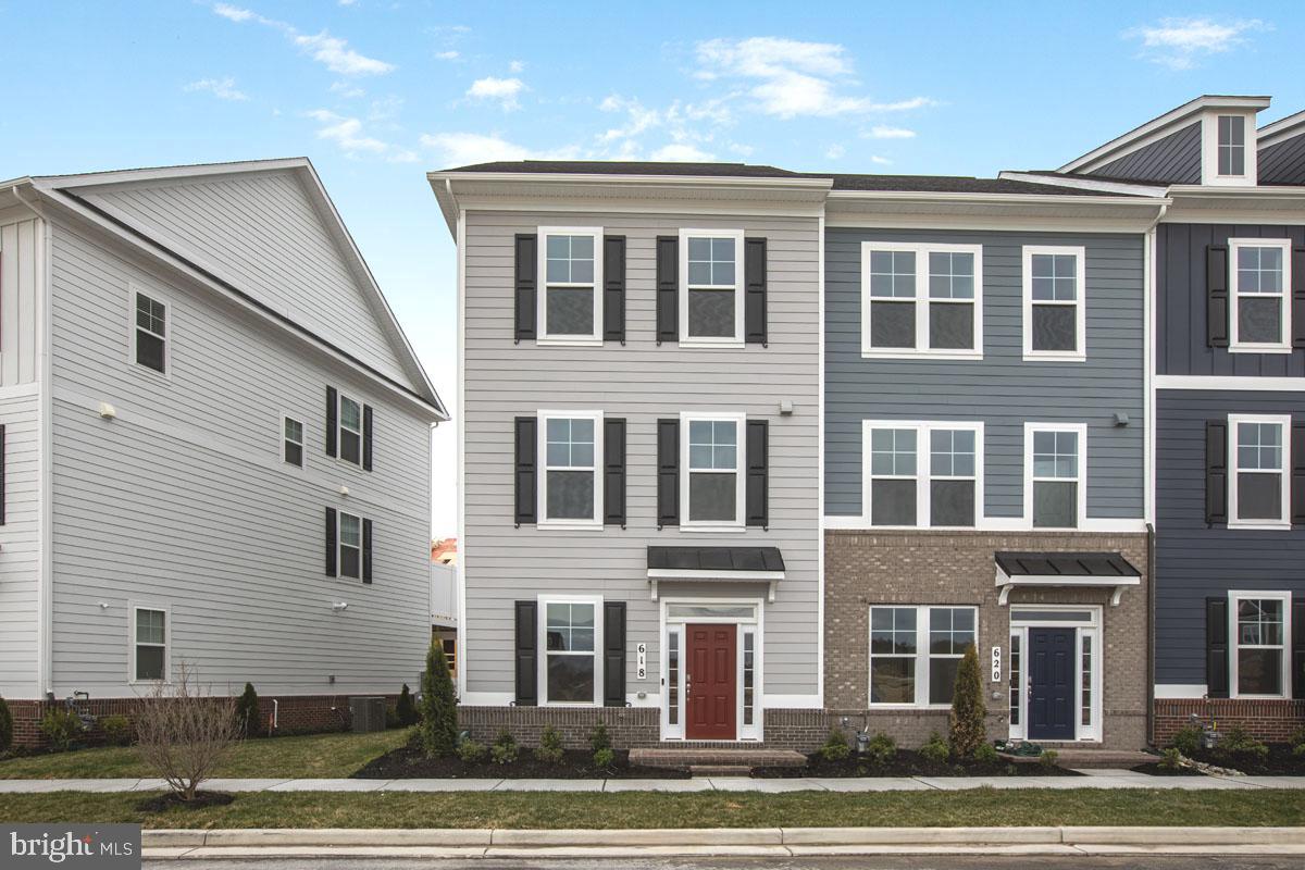 GREENLEIGH AT CROSSROADS - Residential