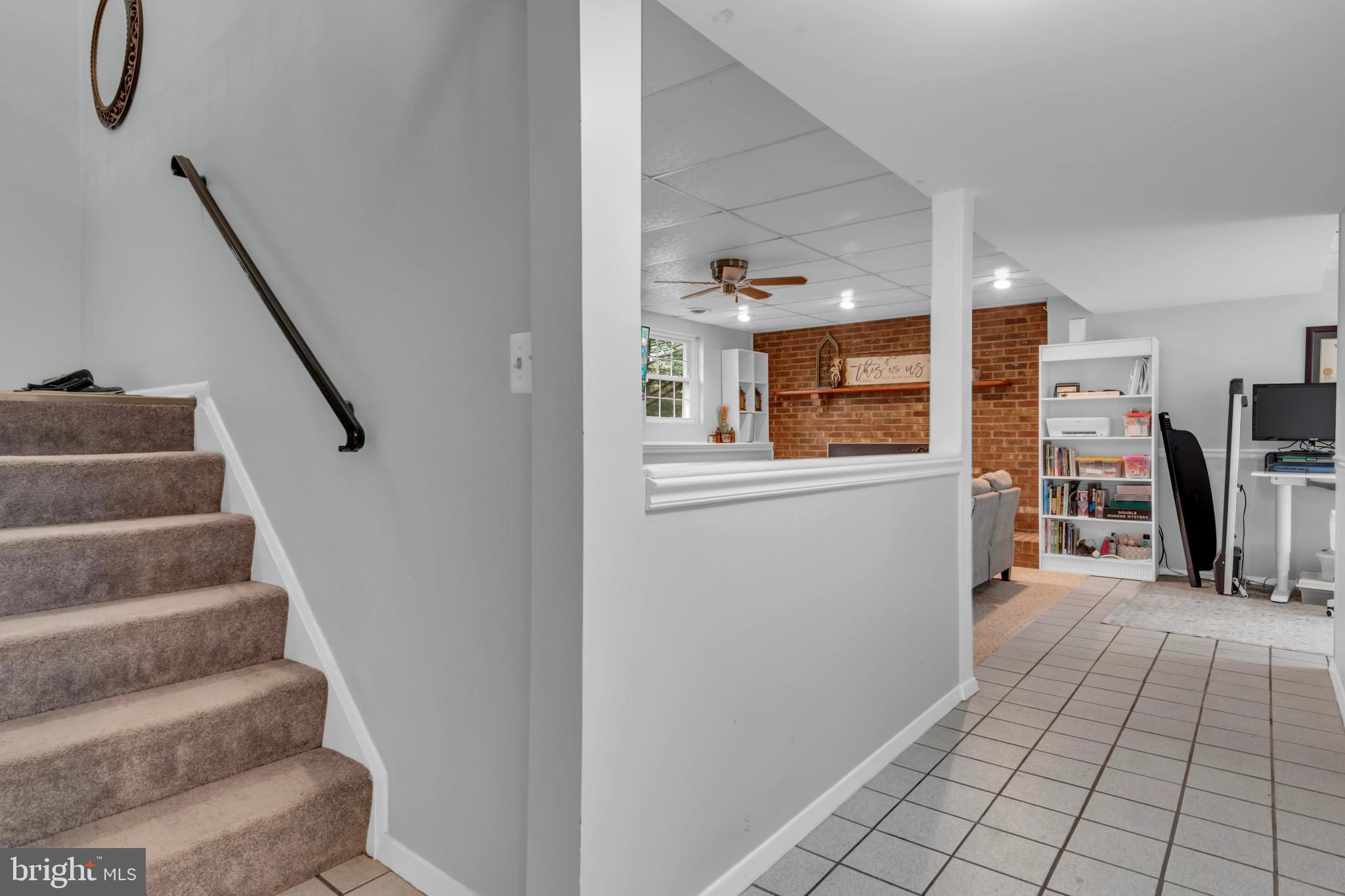 HILLTOP - Residential