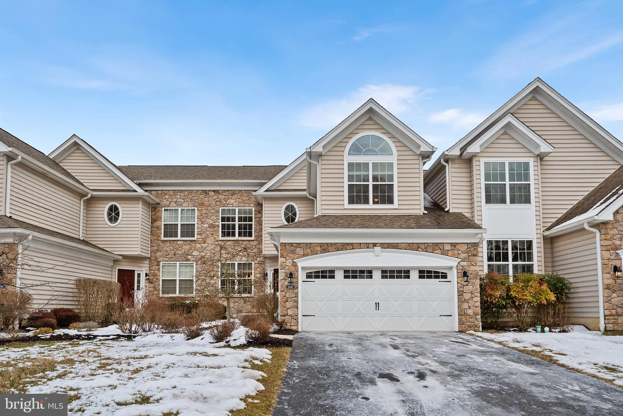 Chester Springs, Pennsylvania 19425, United States, 3 Bedrooms Bedrooms, ,4 BathroomsBathrooms,Residential,Pending,12340