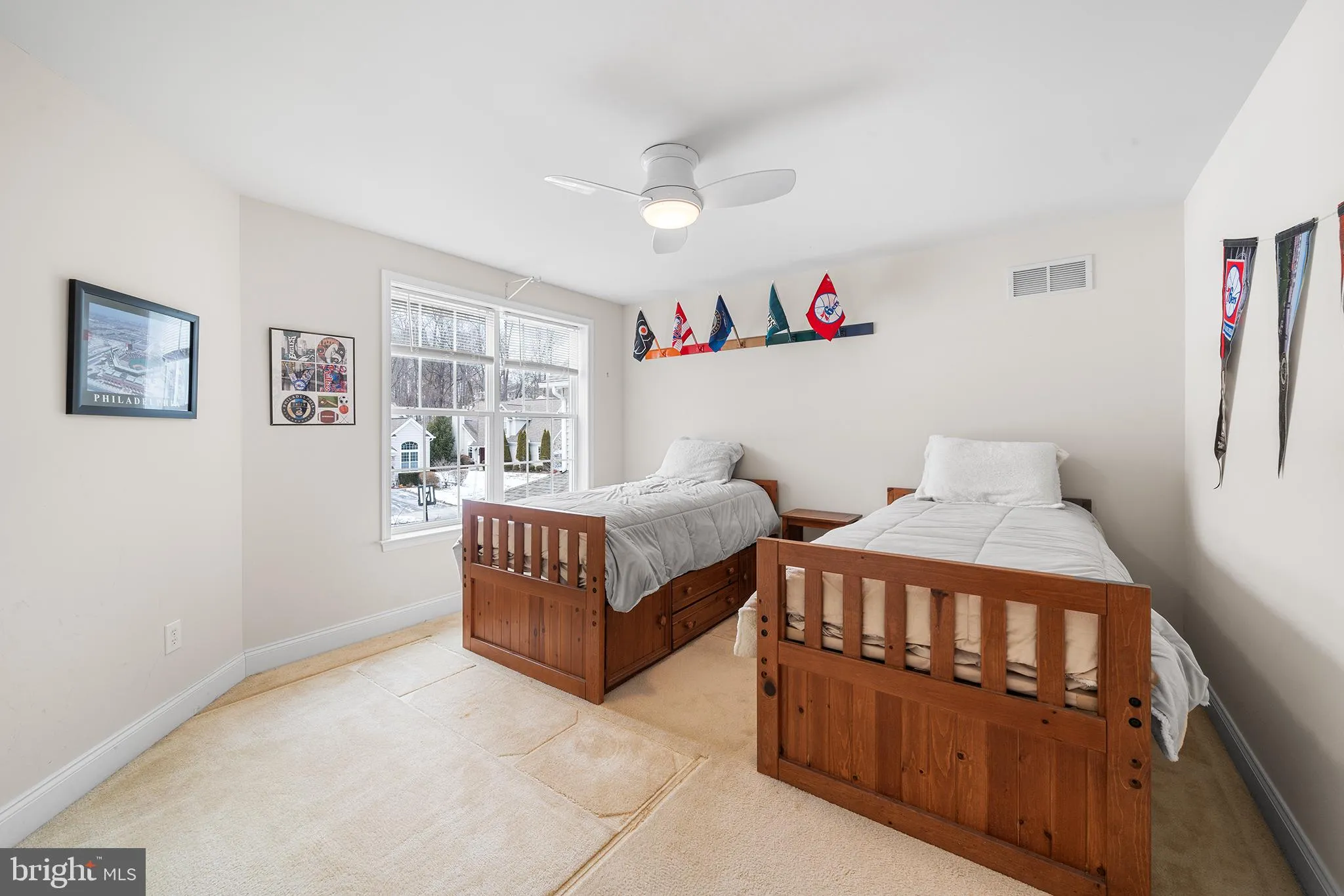 Chester Springs, Pennsylvania 19425, United States, 3 Bedrooms Bedrooms, ,4 BathroomsBathrooms,Residential,Pending,12340