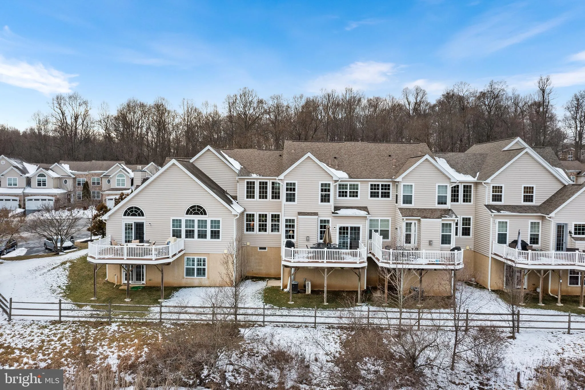 Chester Springs, Pennsylvania 19425, United States, 3 Bedrooms Bedrooms, ,4 BathroomsBathrooms,Residential,Pending,12340