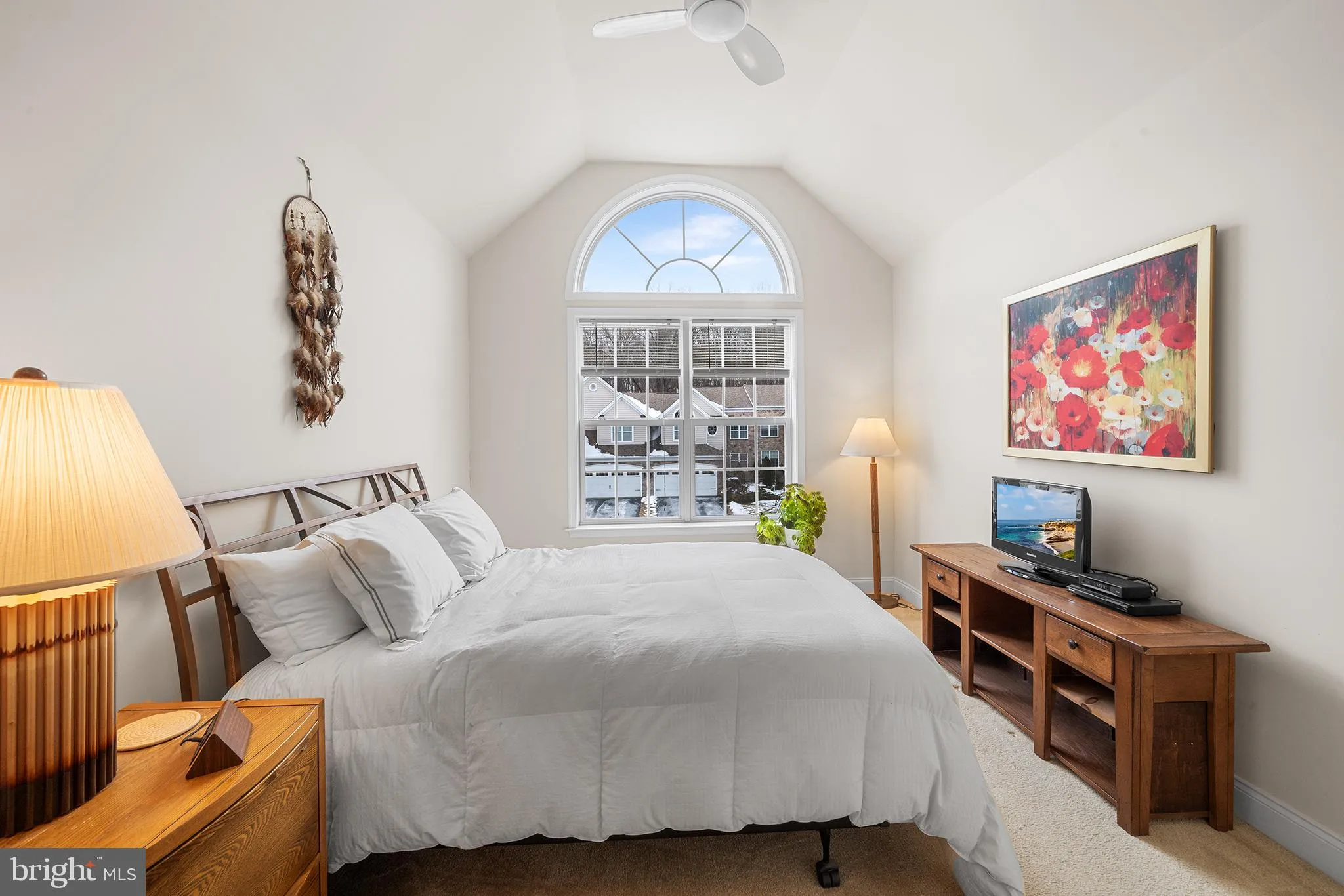 Chester Springs, Pennsylvania 19425, United States, 3 Bedrooms Bedrooms, ,4 BathroomsBathrooms,Residential,Pending,12340