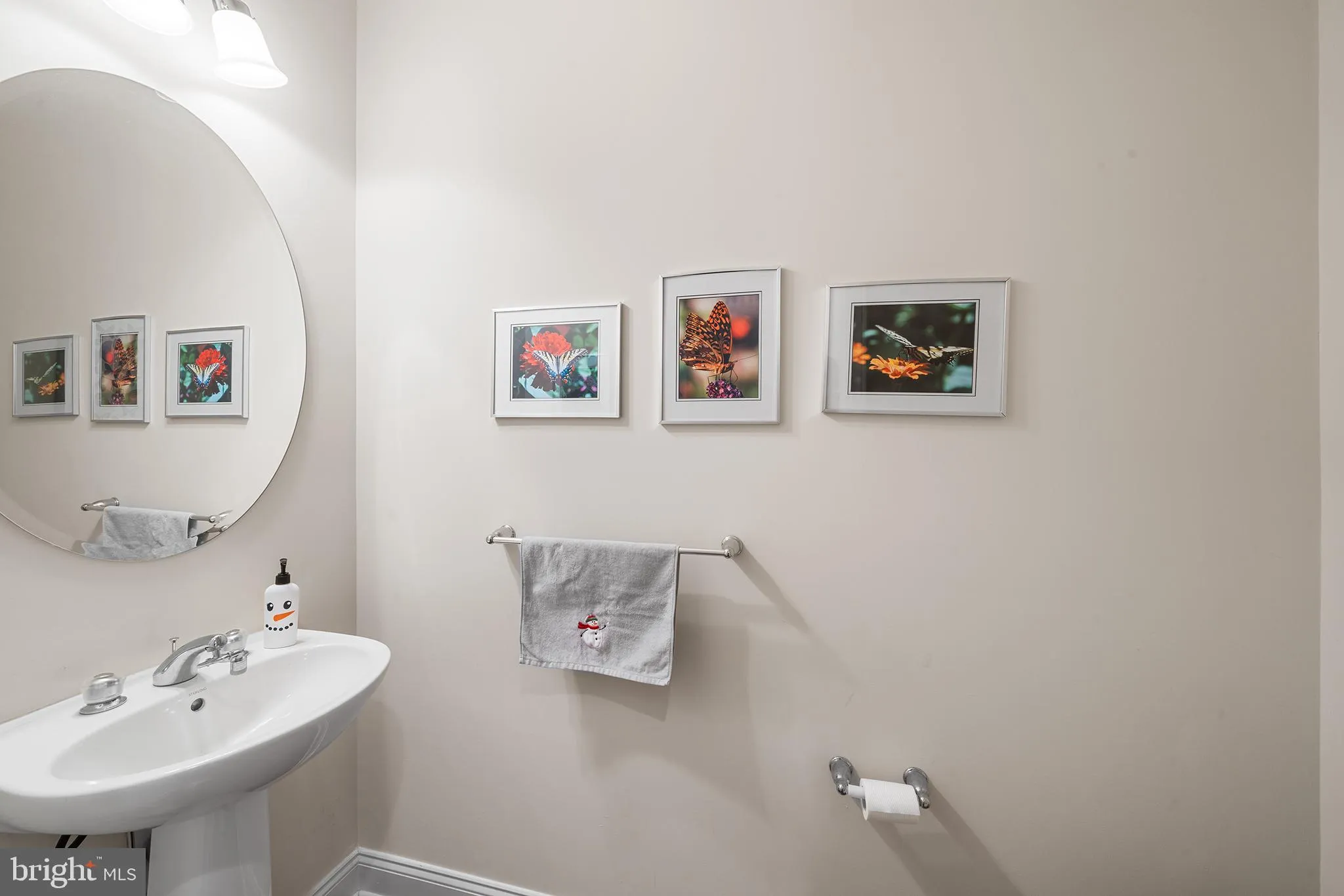 Chester Springs, Pennsylvania 19425, United States, 3 Bedrooms Bedrooms, ,4 BathroomsBathrooms,Residential,Pending,12340