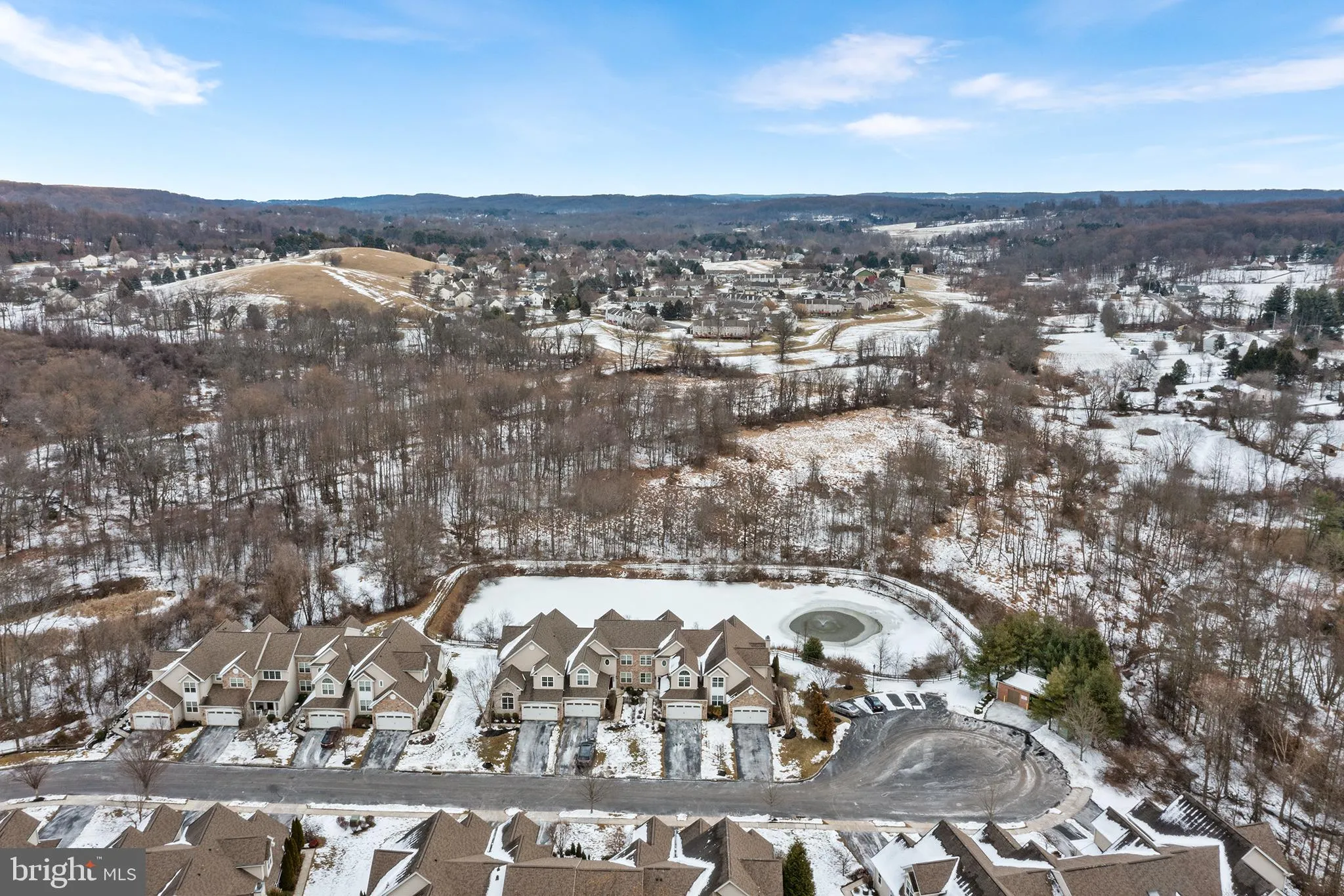Chester Springs, Pennsylvania 19425, United States, 3 Bedrooms Bedrooms, ,4 BathroomsBathrooms,Residential,Pending,12340