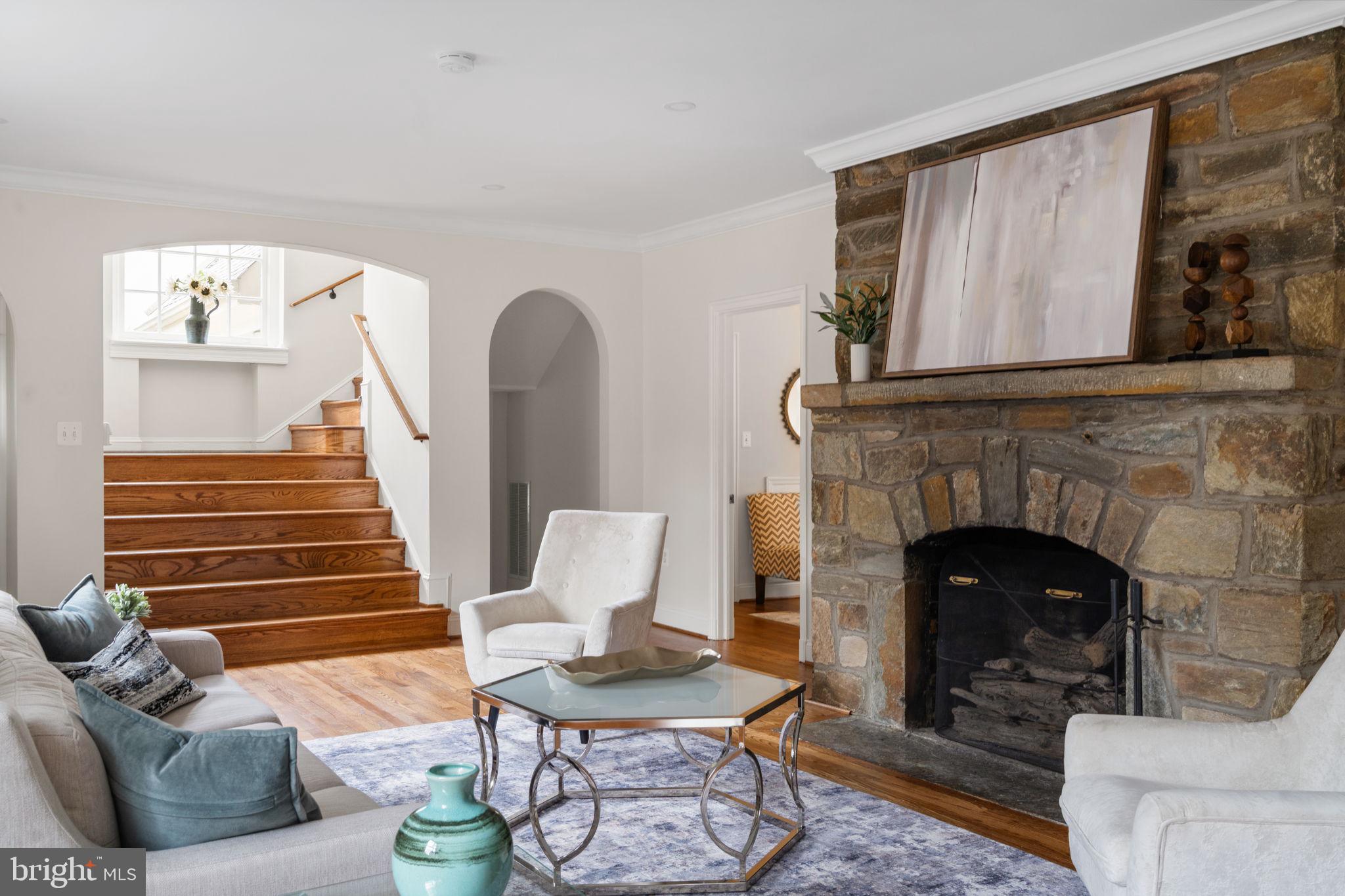 CHEVY CHASE - Residential