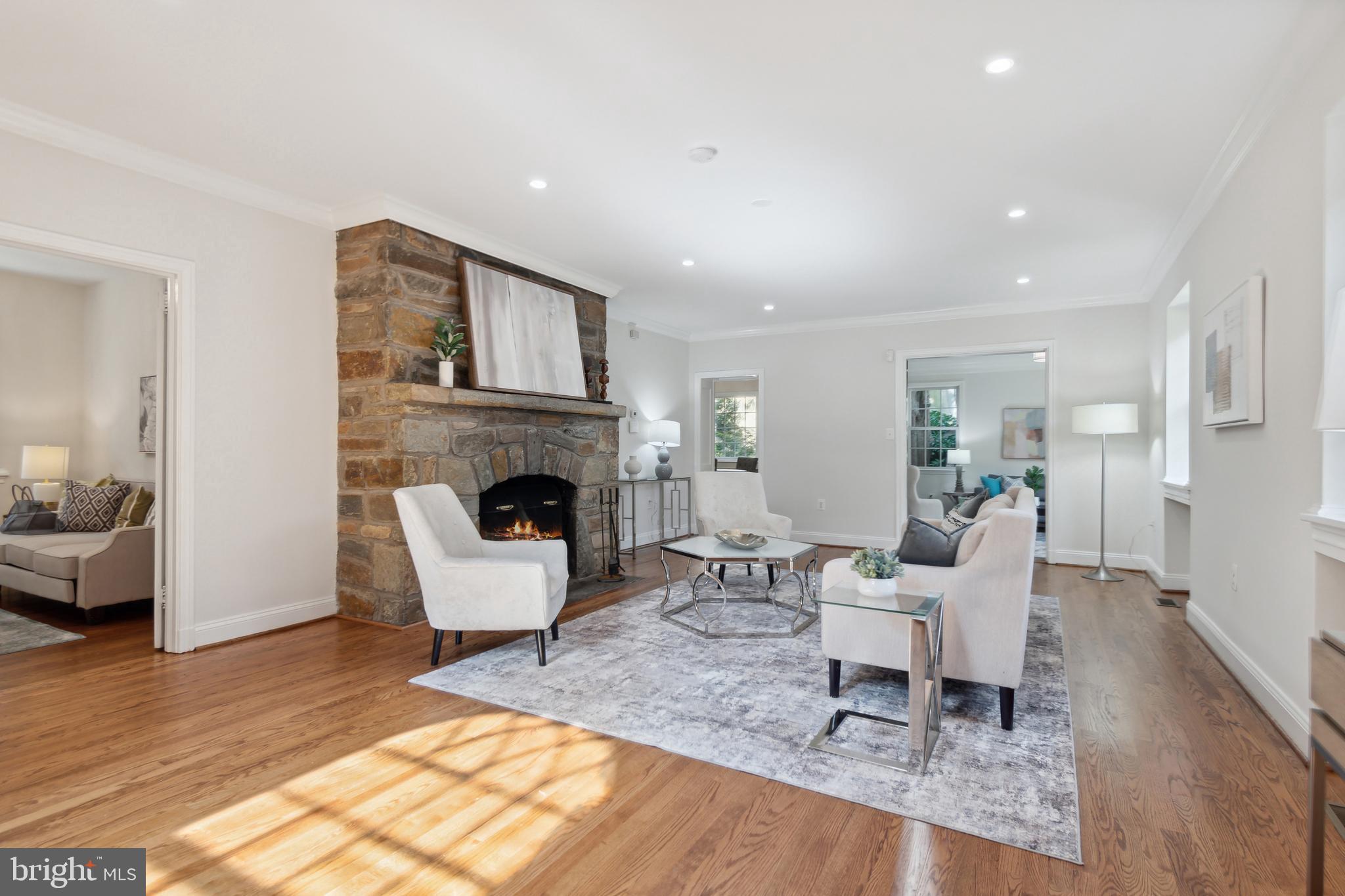 CHEVY CHASE - Residential