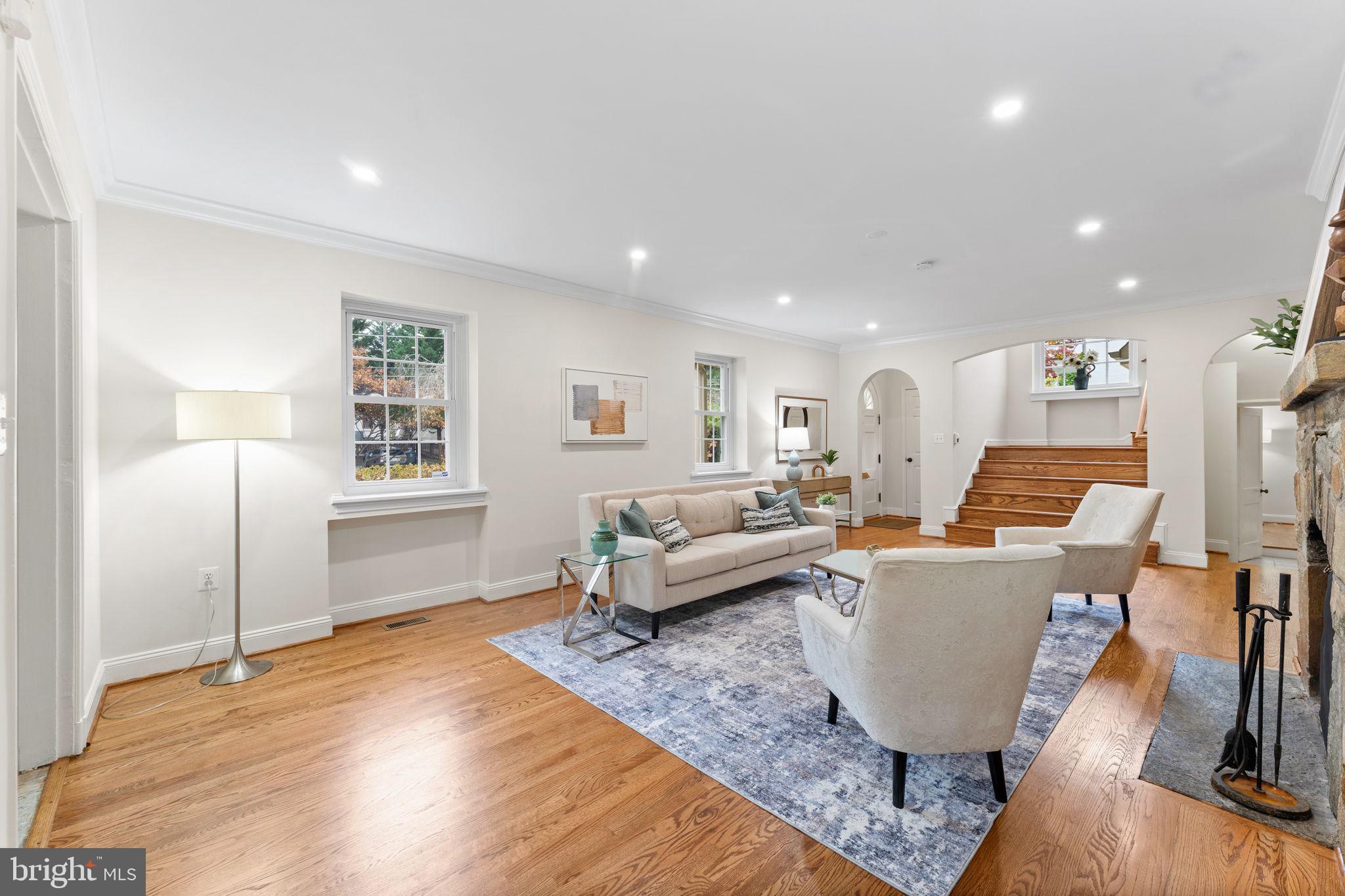 CHEVY CHASE - Residential