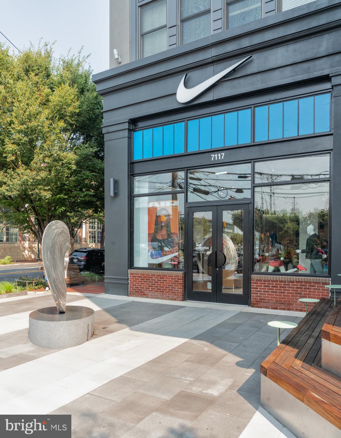 CHEVY CHASE - Residential