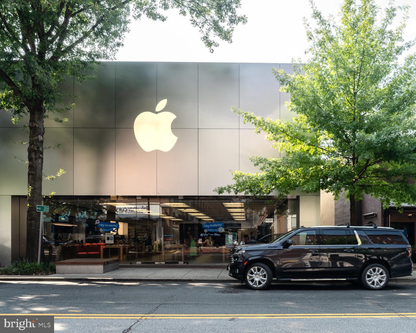 CHEVY CHASE - Residential