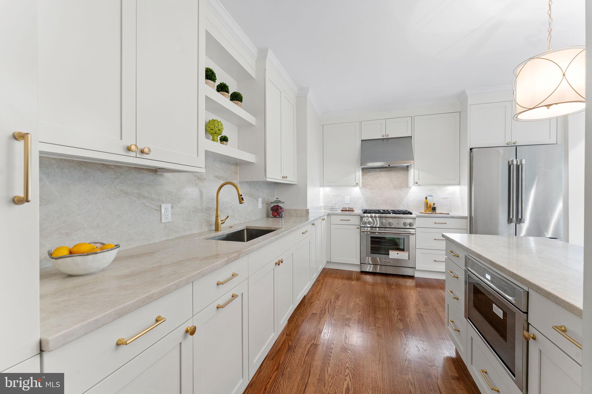 CHEVY CHASE - Residential