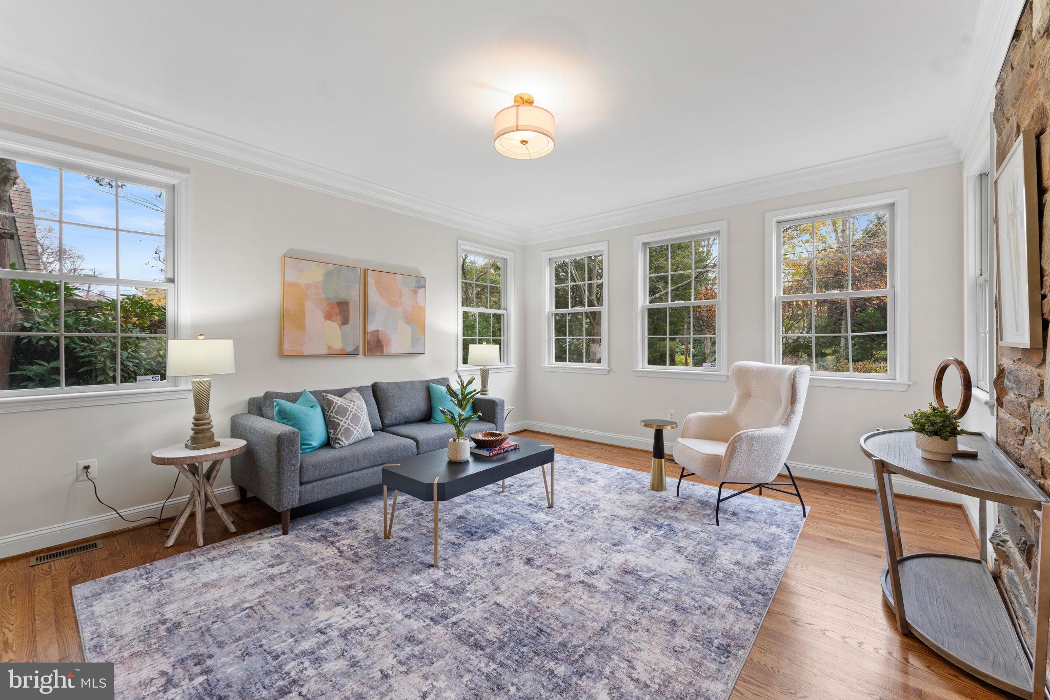 CHEVY CHASE - Residential