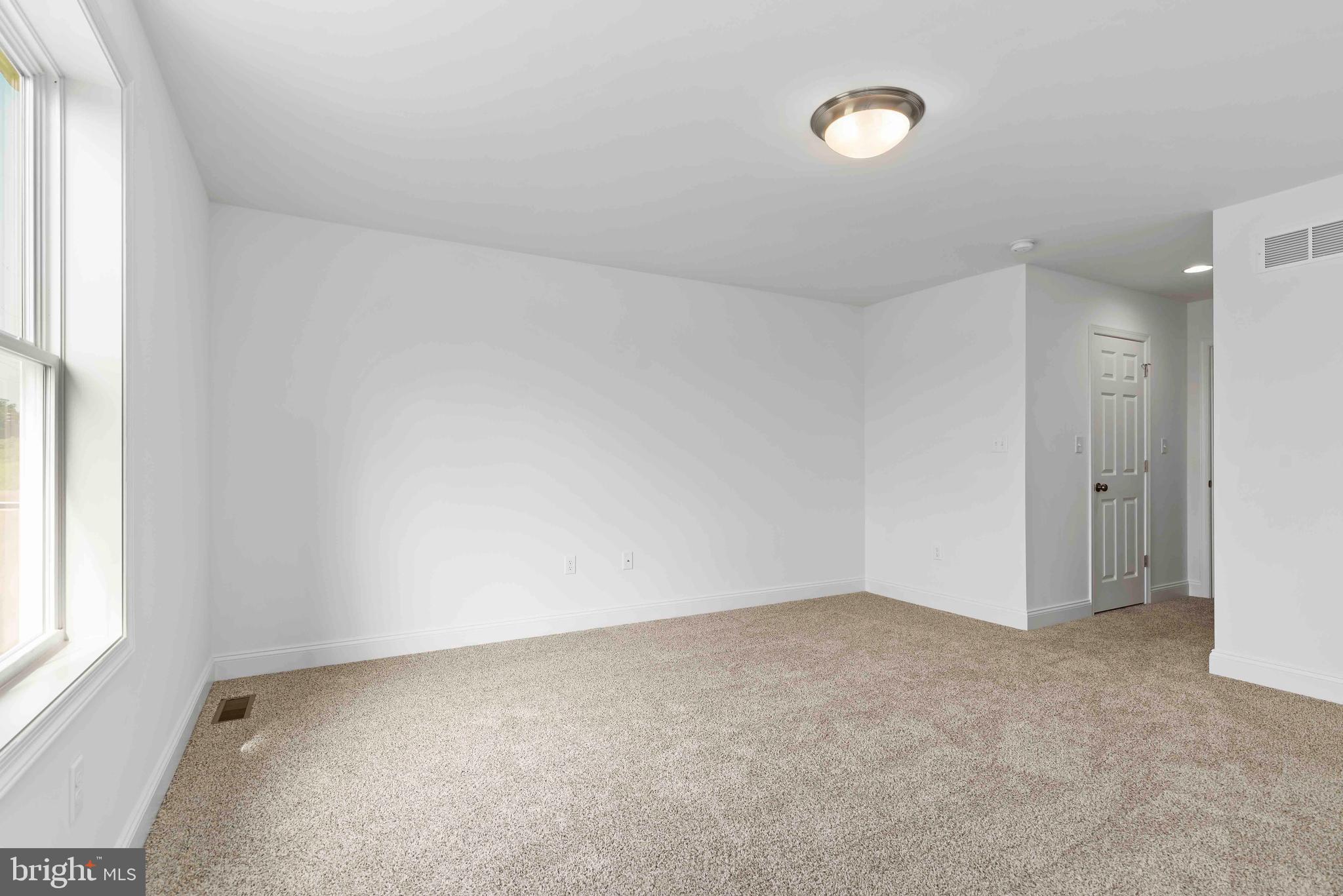 AUTUMN CHASE - Residential