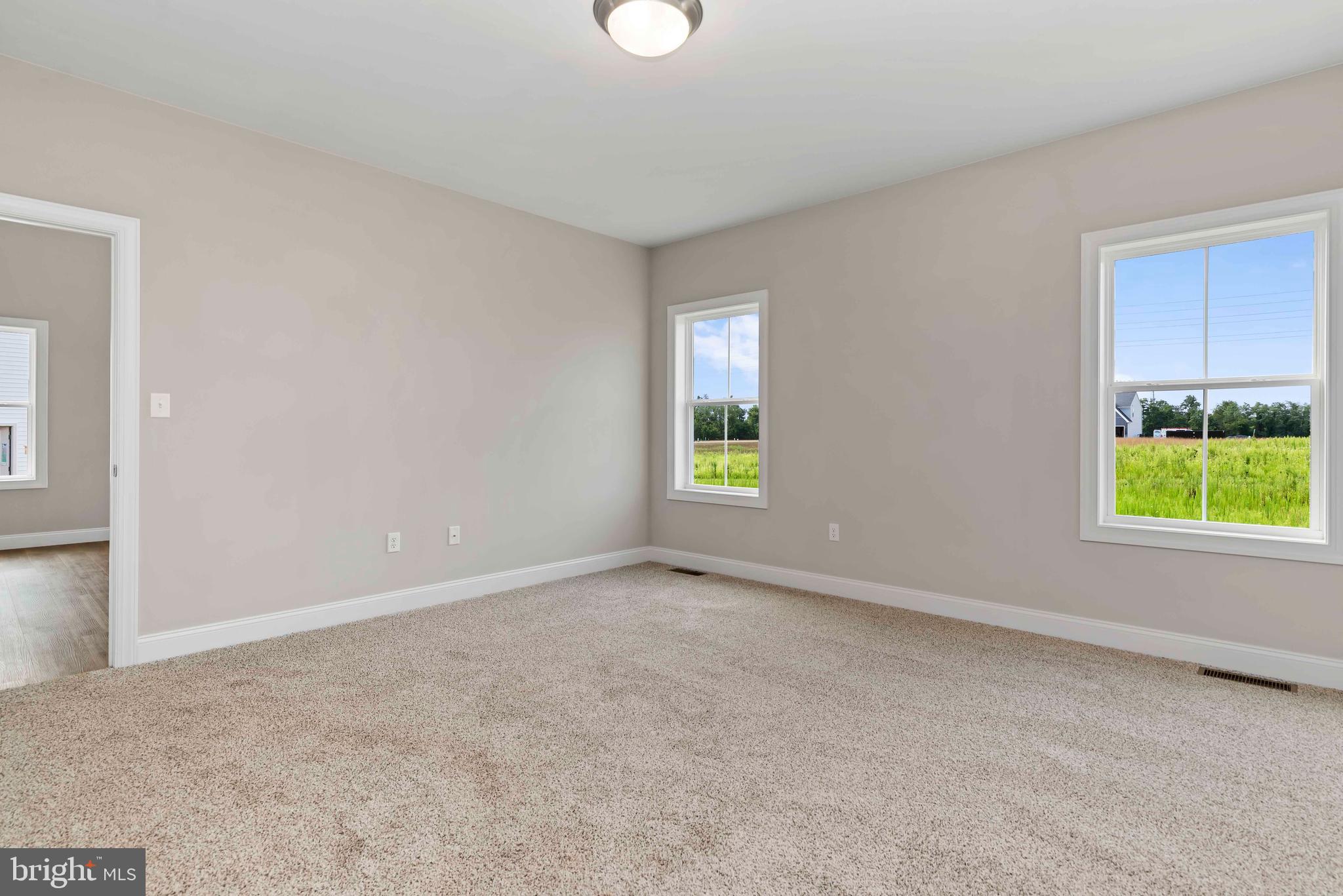 AUTUMN CHASE - Residential