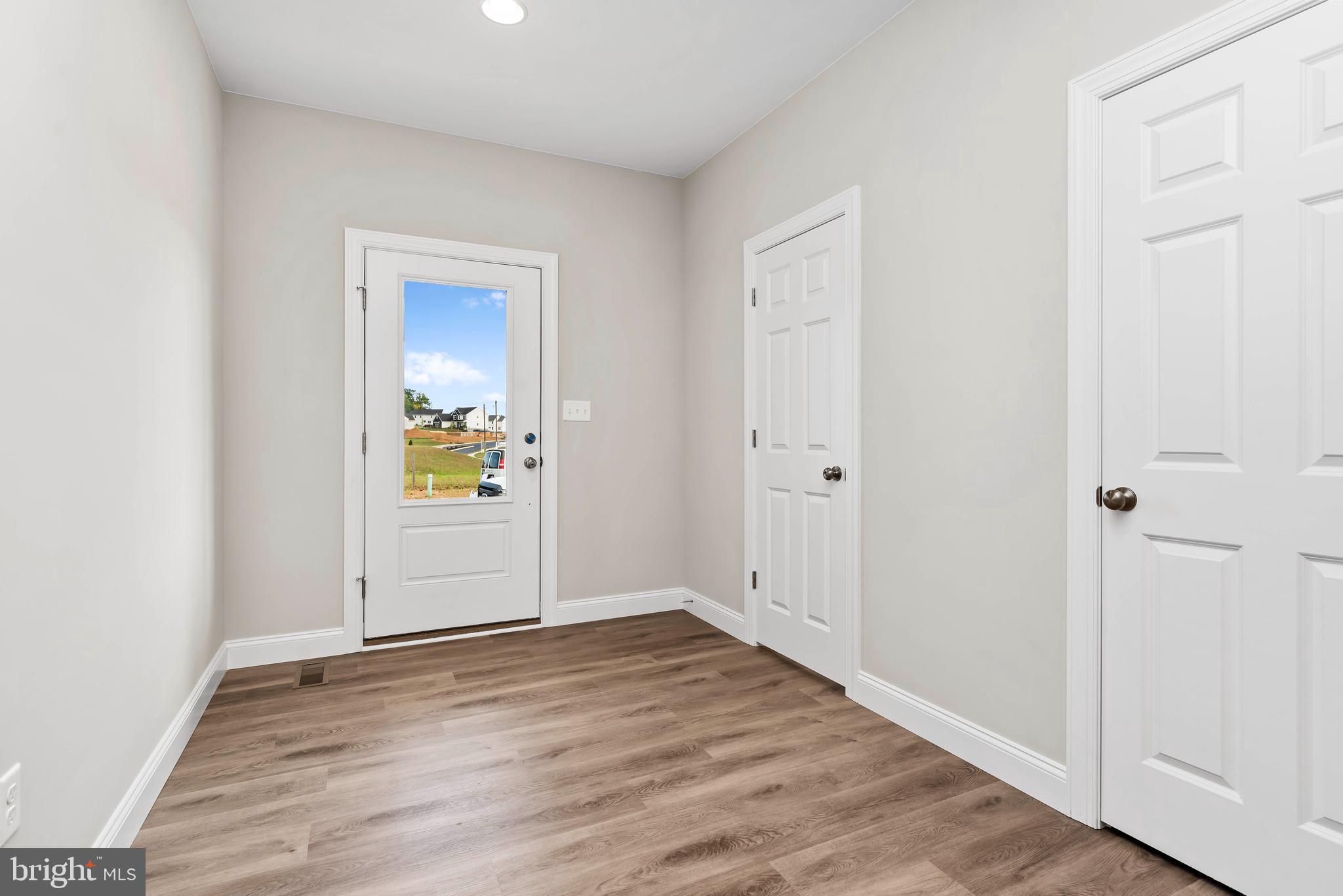 AUTUMN CHASE - Residential