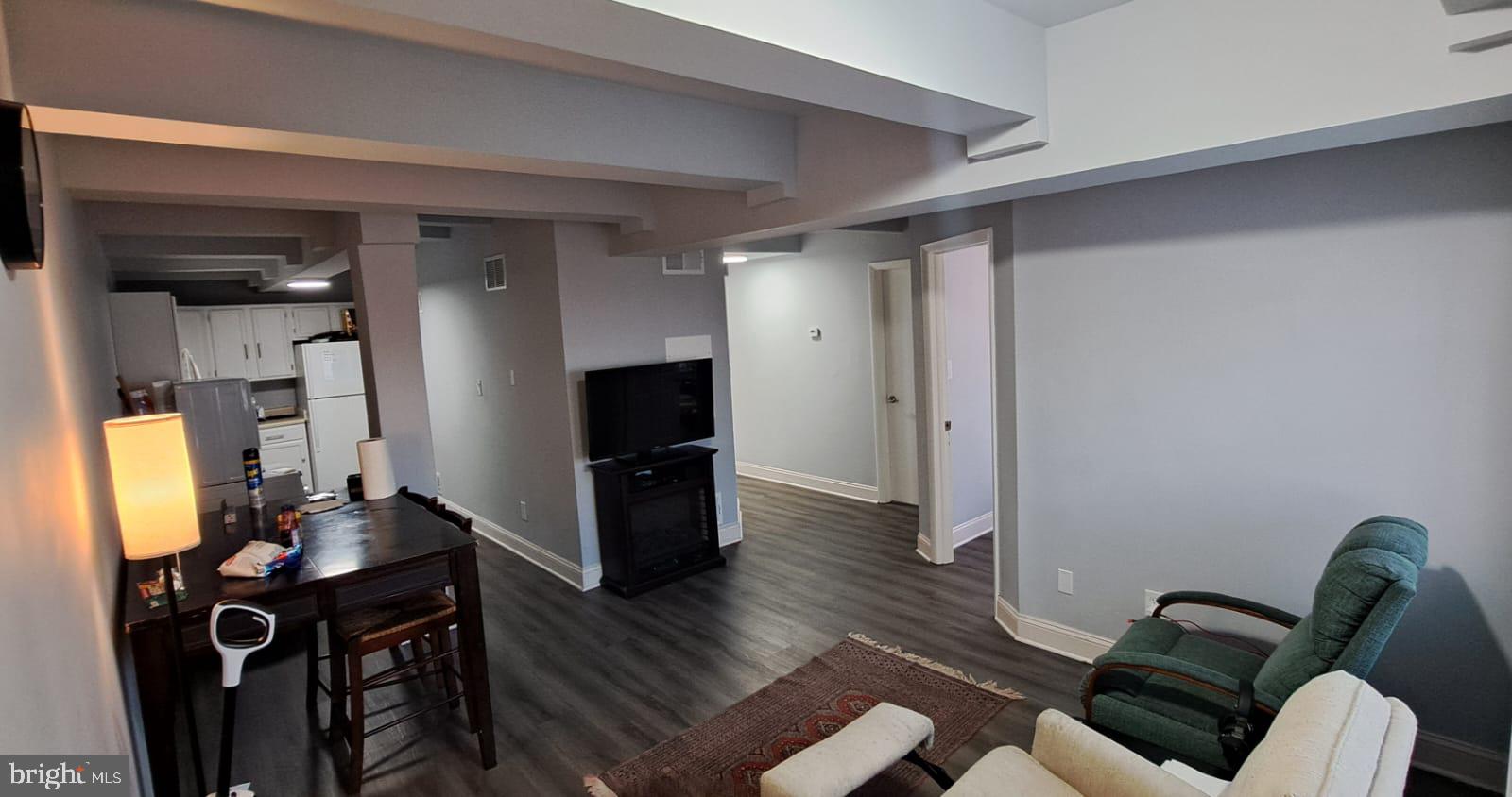 717 E FOURTH STREET UNIT 1