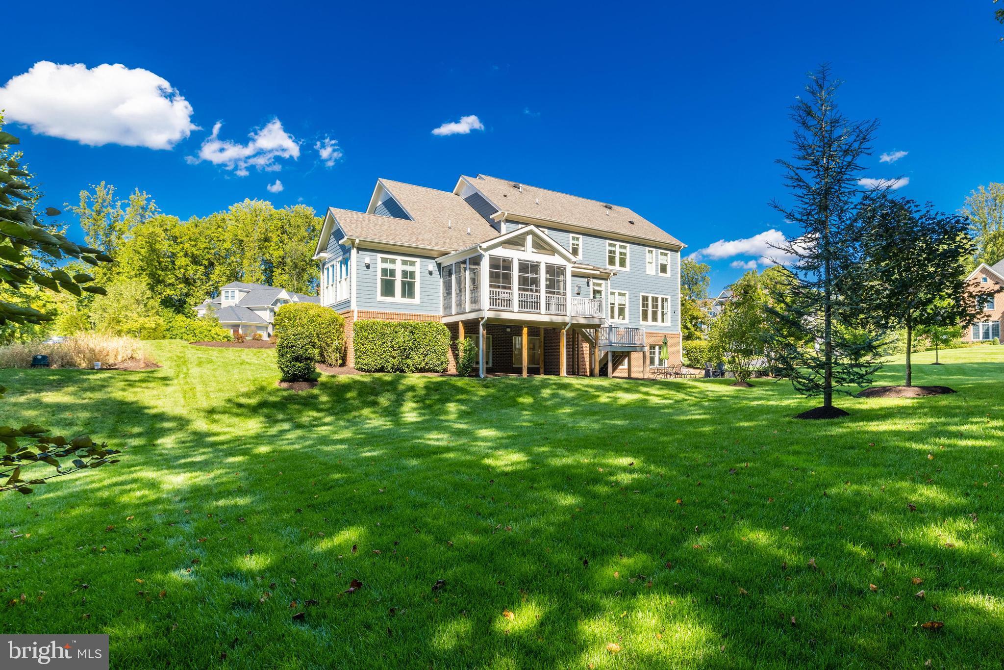 WINDSONG - Residential