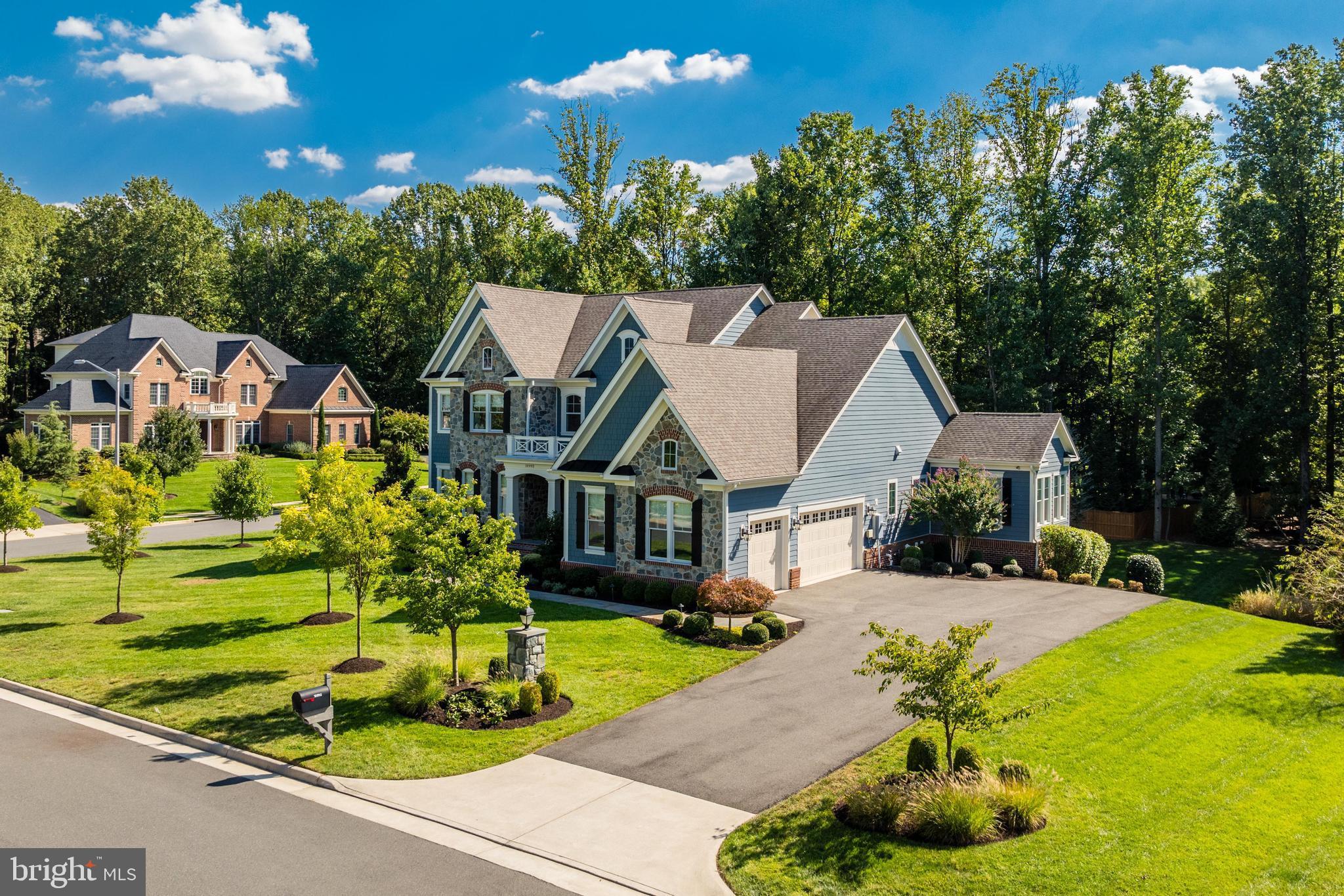 WINDSONG - Residential