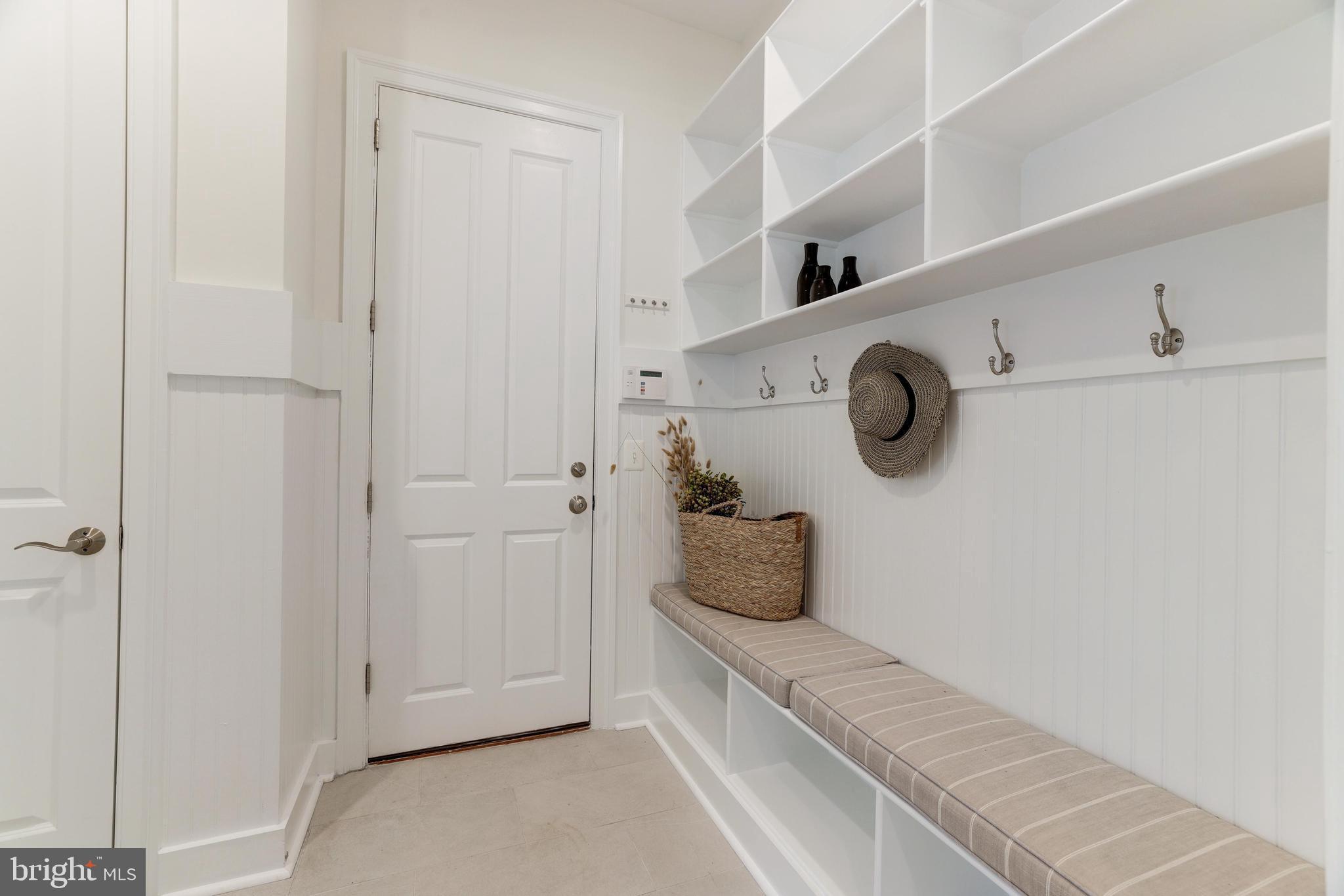 WINDSONG - Residential