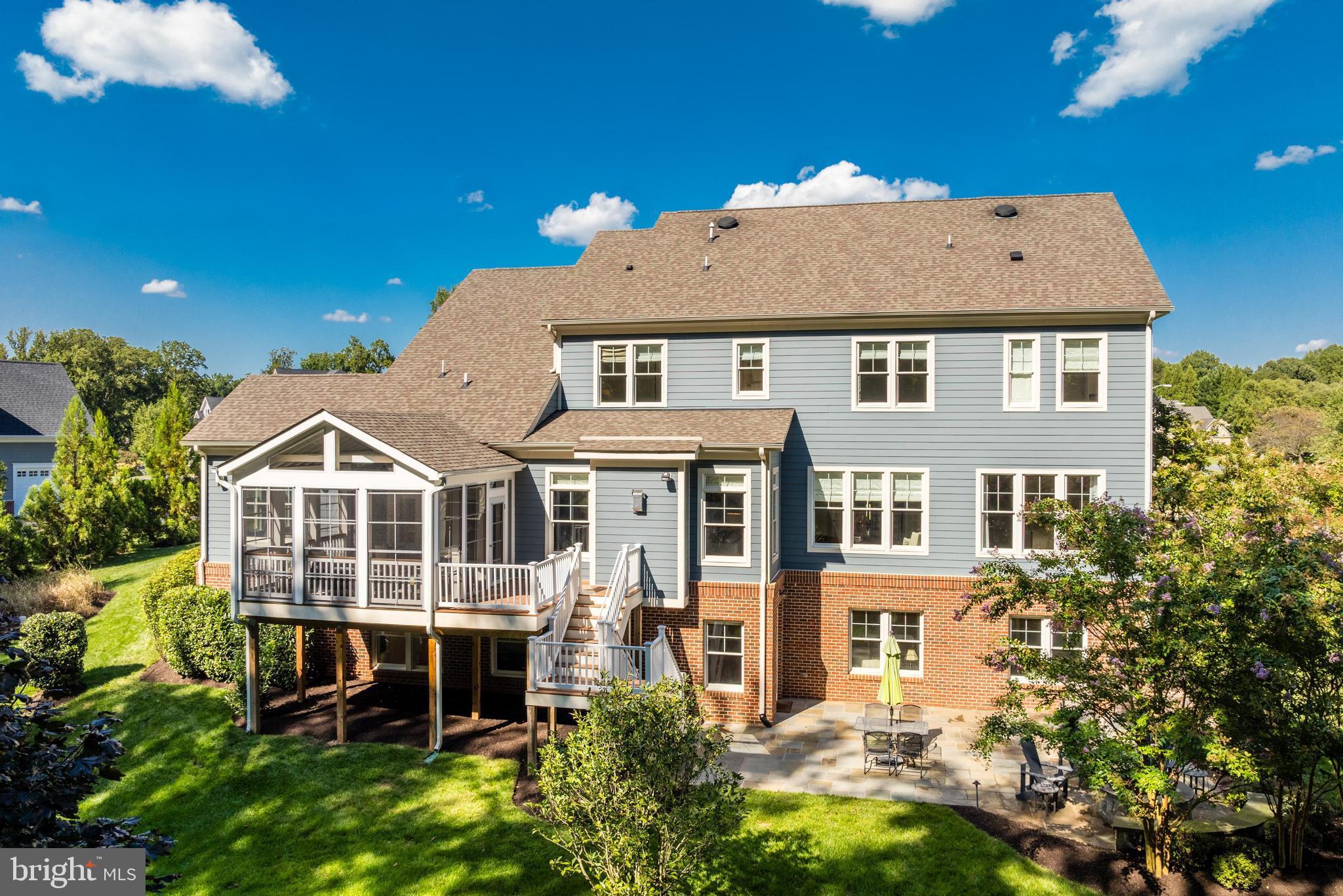 WINDSONG - Residential