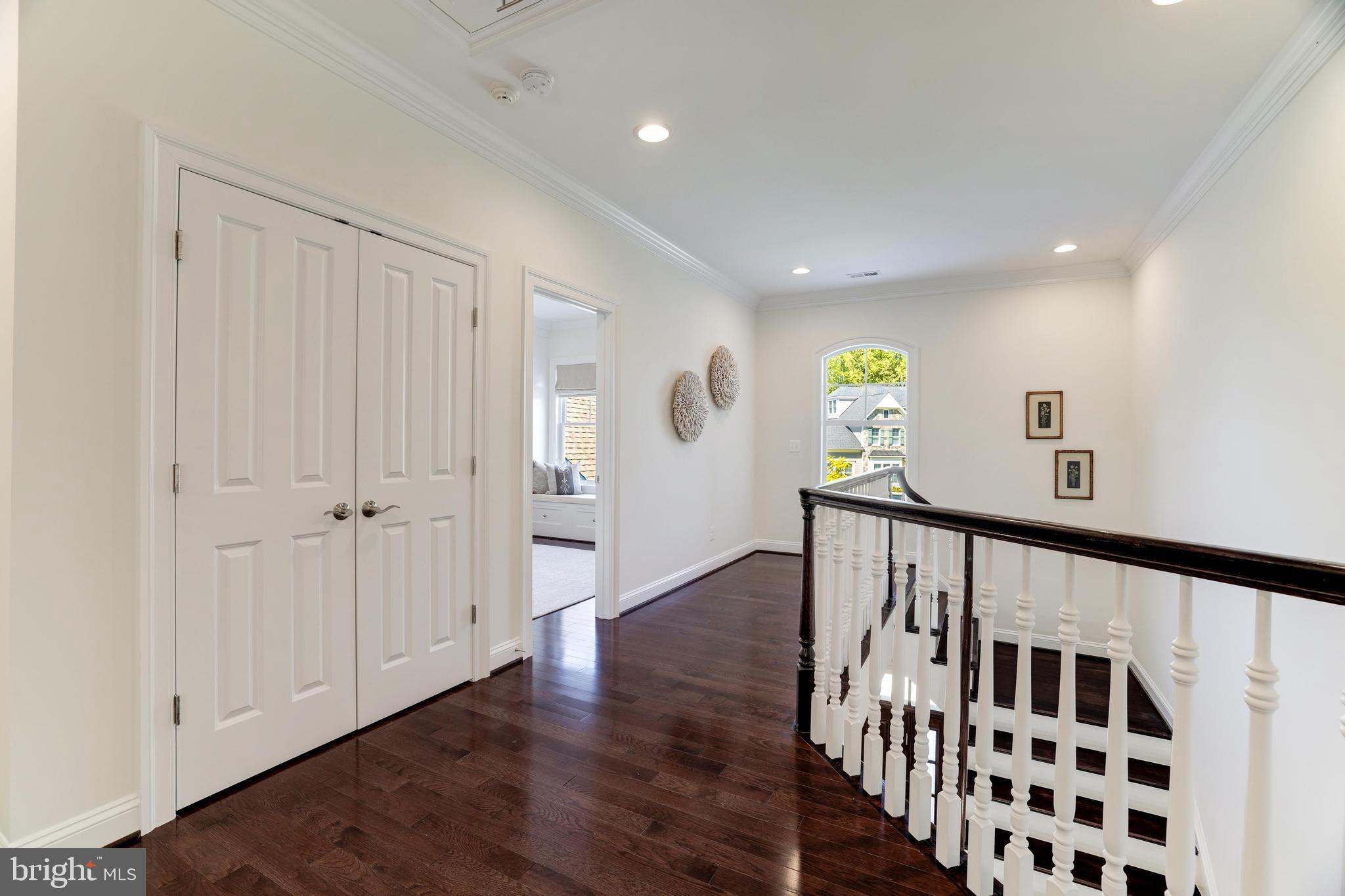 WINDSONG - Residential