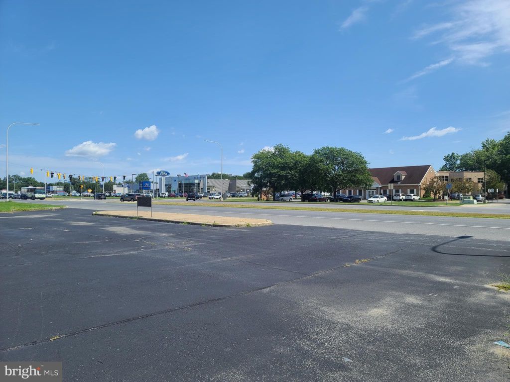 Photo of 614 S Dupont Unit B Highway, DOVER, DE 19901 (MLS # DEKT2040944)