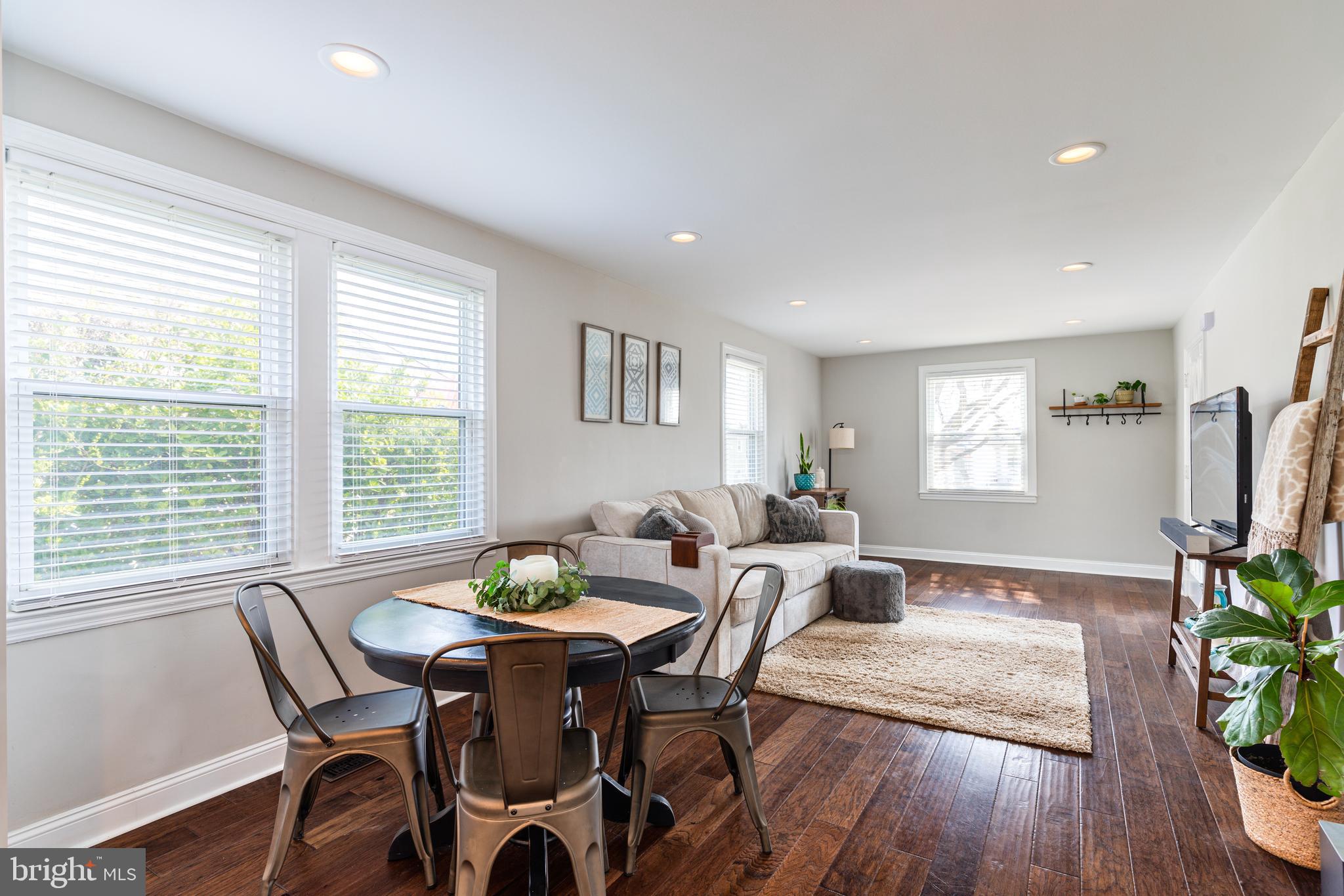 PARKTOWNE - Residential