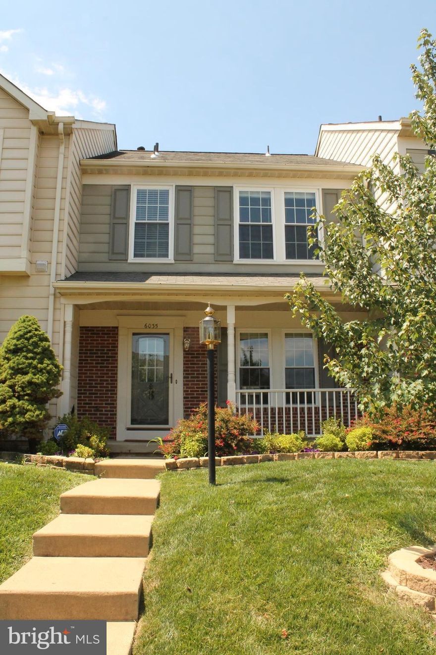 Completely remodeled townhouse, bright and easy access to the shops/restaurants, cute front porch, hardwood floors through the house, new kitchen with granite tops and stainless appliances, new windows, ceramic tiles/vanities/lights fixtures in three bathrooms, new AC, new water heater, walkout lower/main level to patio/deck