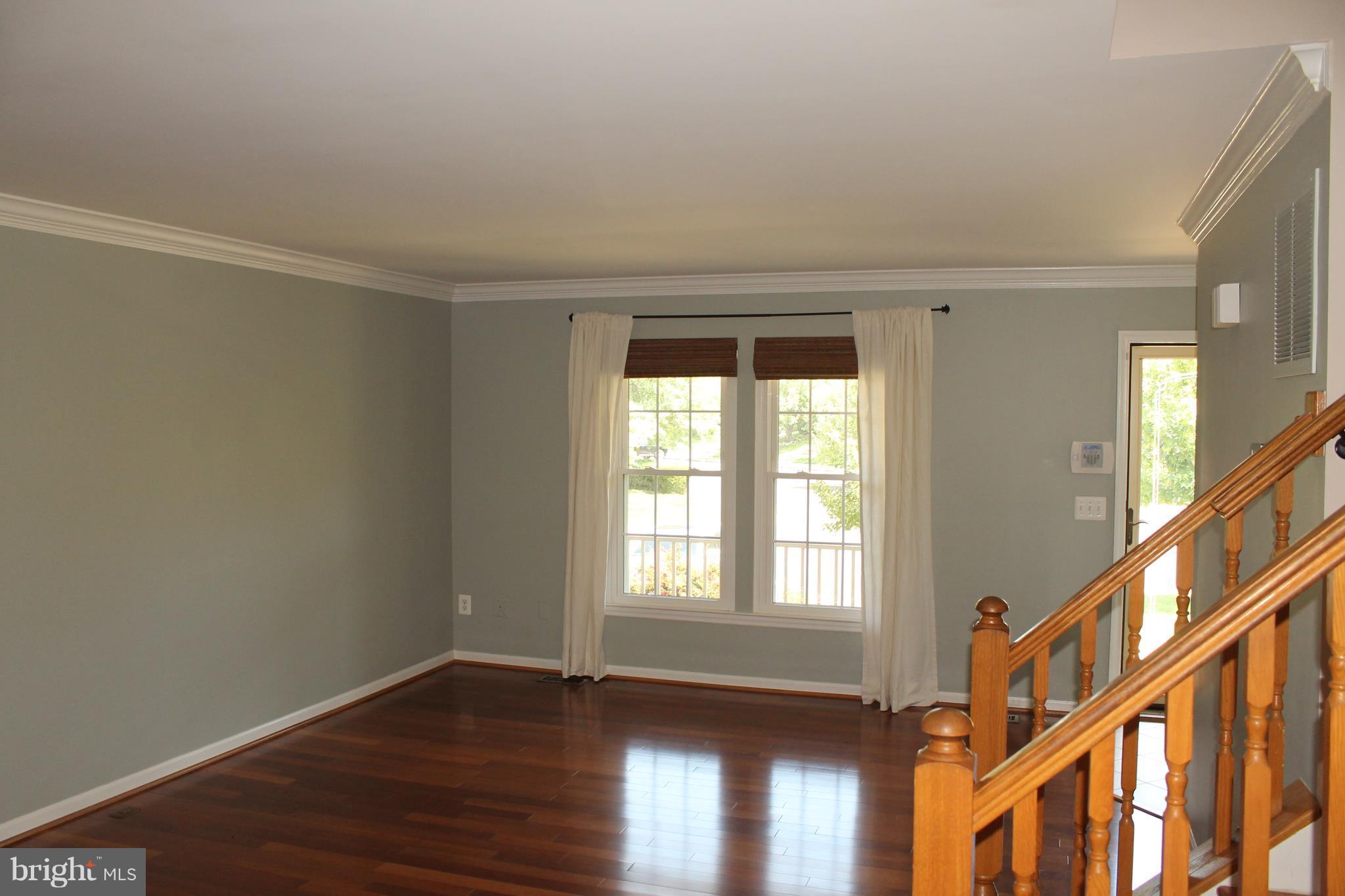 MANCHESTER LAKES - Residential Lease