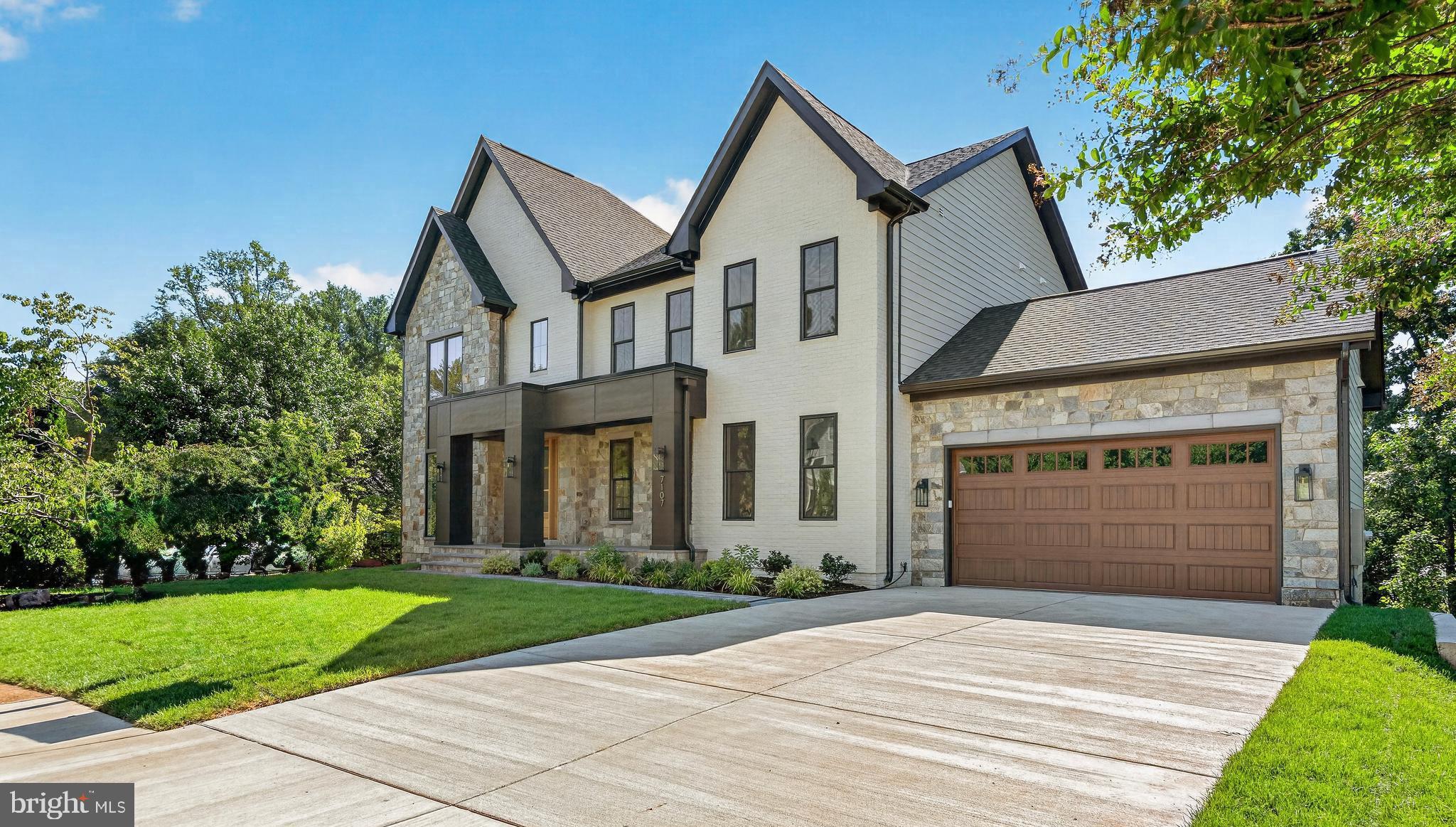 7107 PENGUIN PLACE