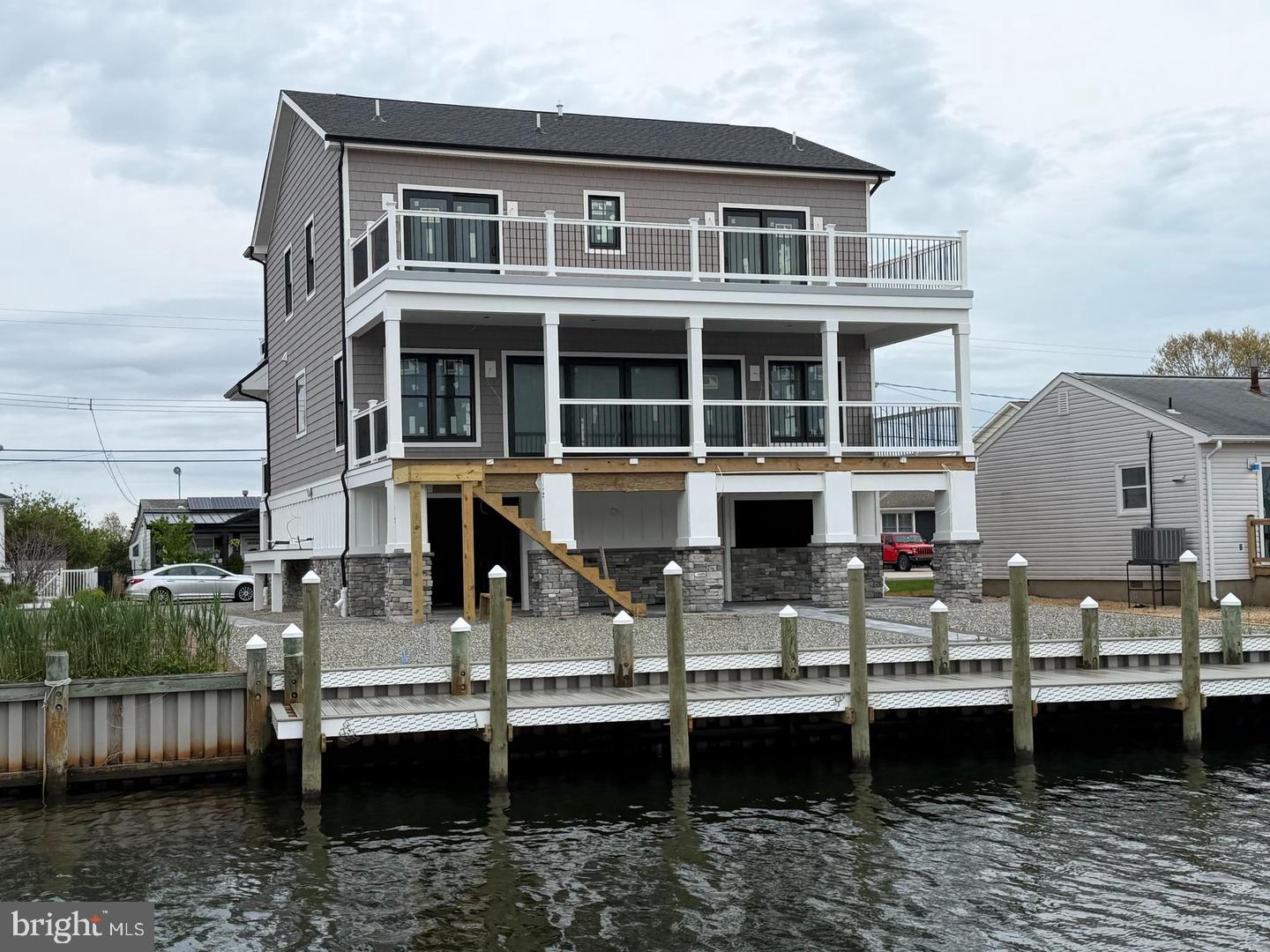 1029 BOWSPRIT POINT