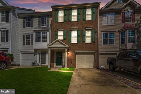 Townhouse For Sale - 4443 Swindon Terrace<br/> Prince Georges County, UPPER MARLBORO, MD 20772
