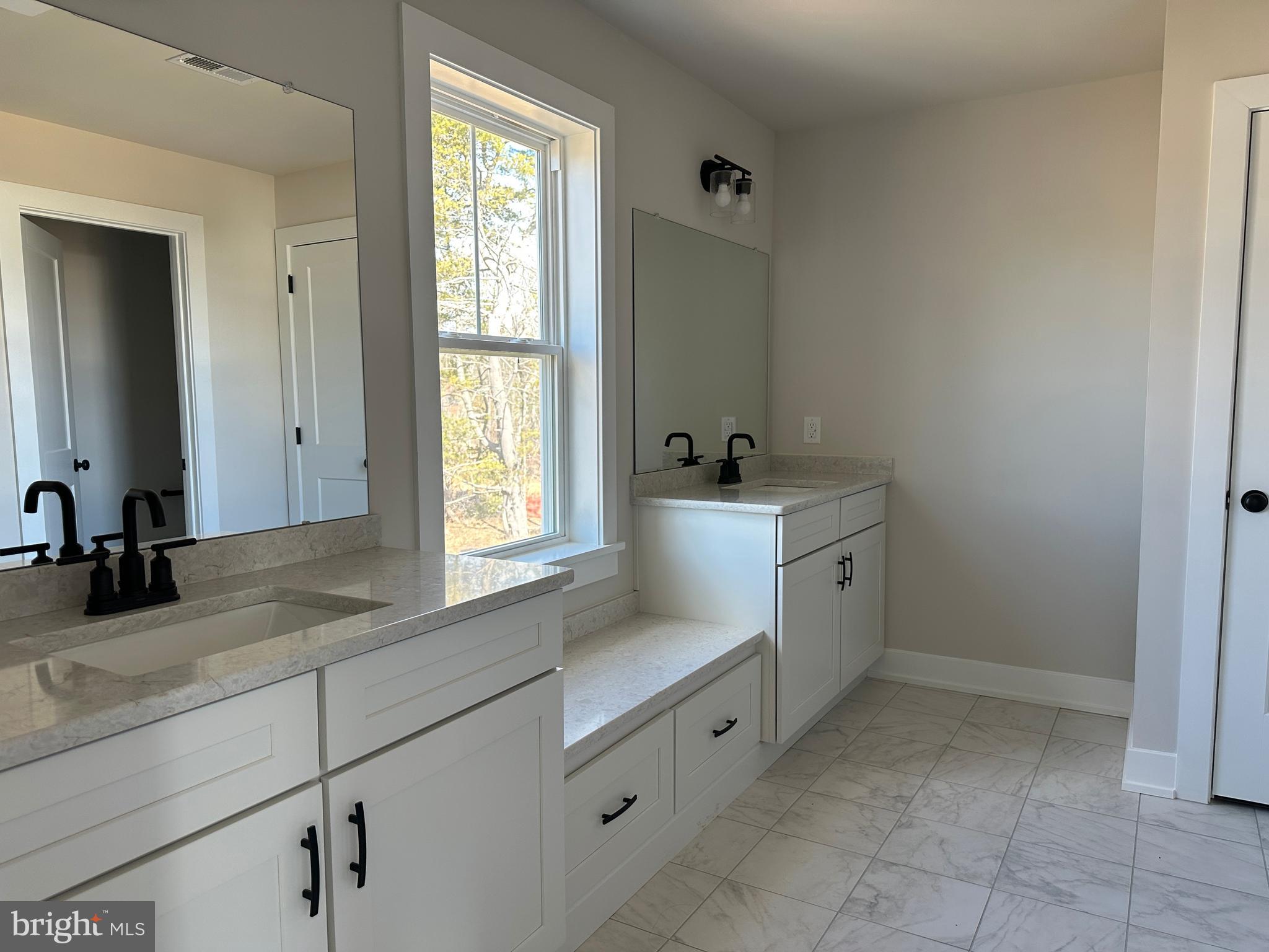 ARDEN RESERVE - Residential