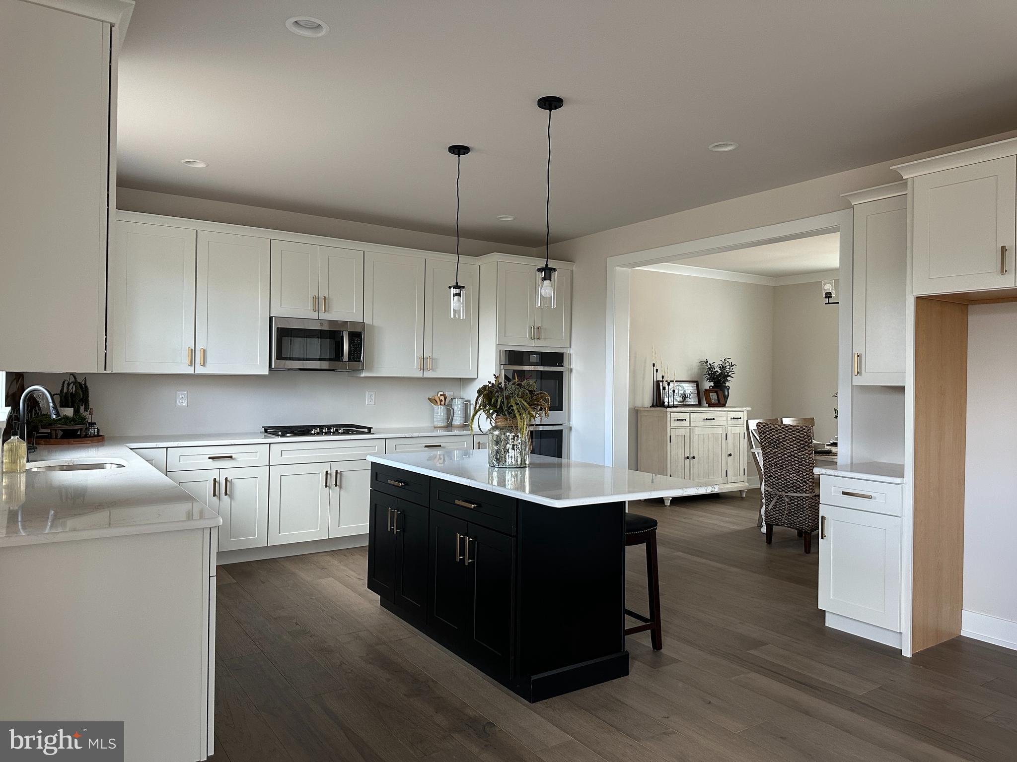 ARDEN RESERVE - Residential