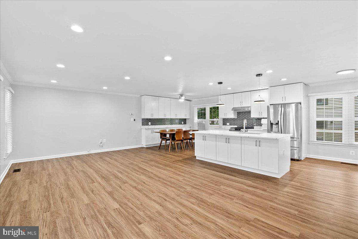 9303 MACSWAIN PLACE