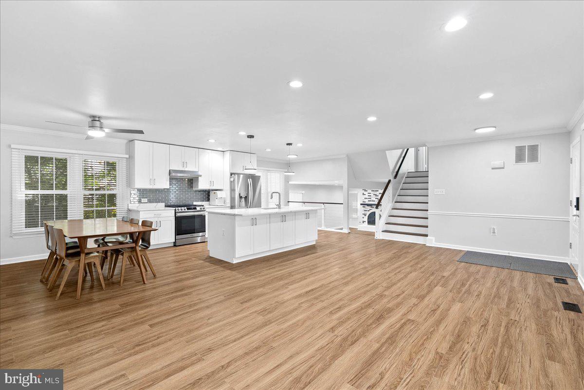 9303 MACSWAIN PLACE