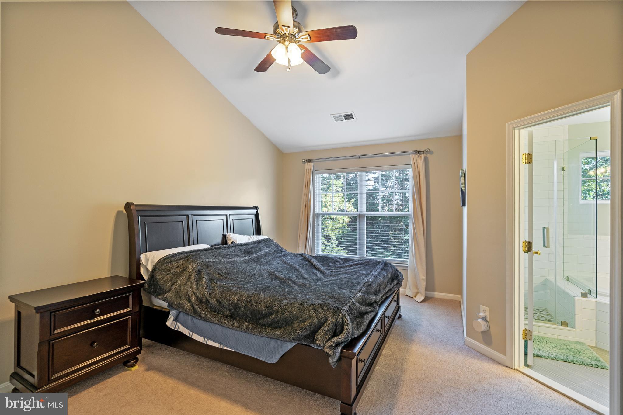 VICTORY LAKES - Residential