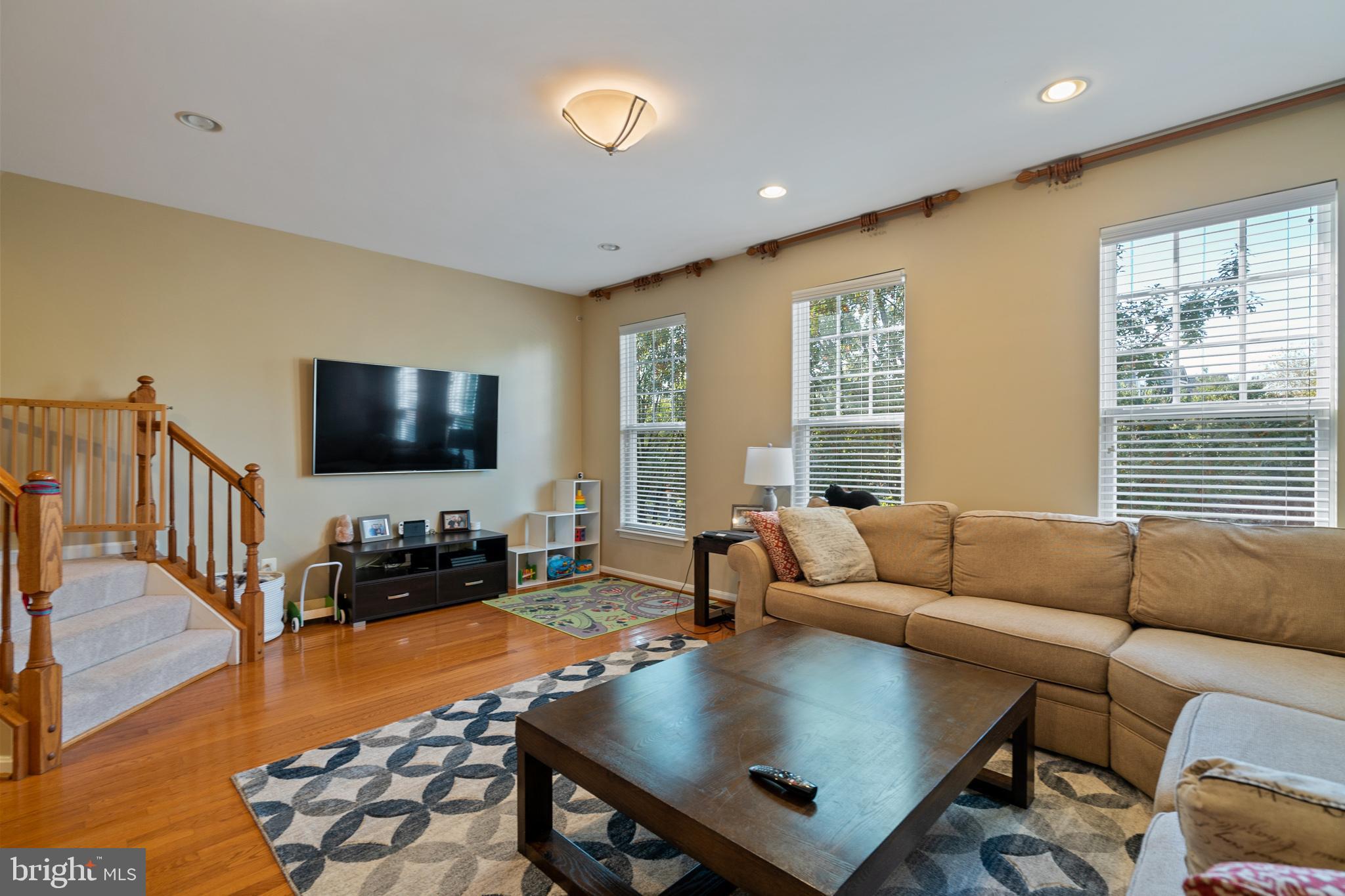 VICTORY LAKES - Residential