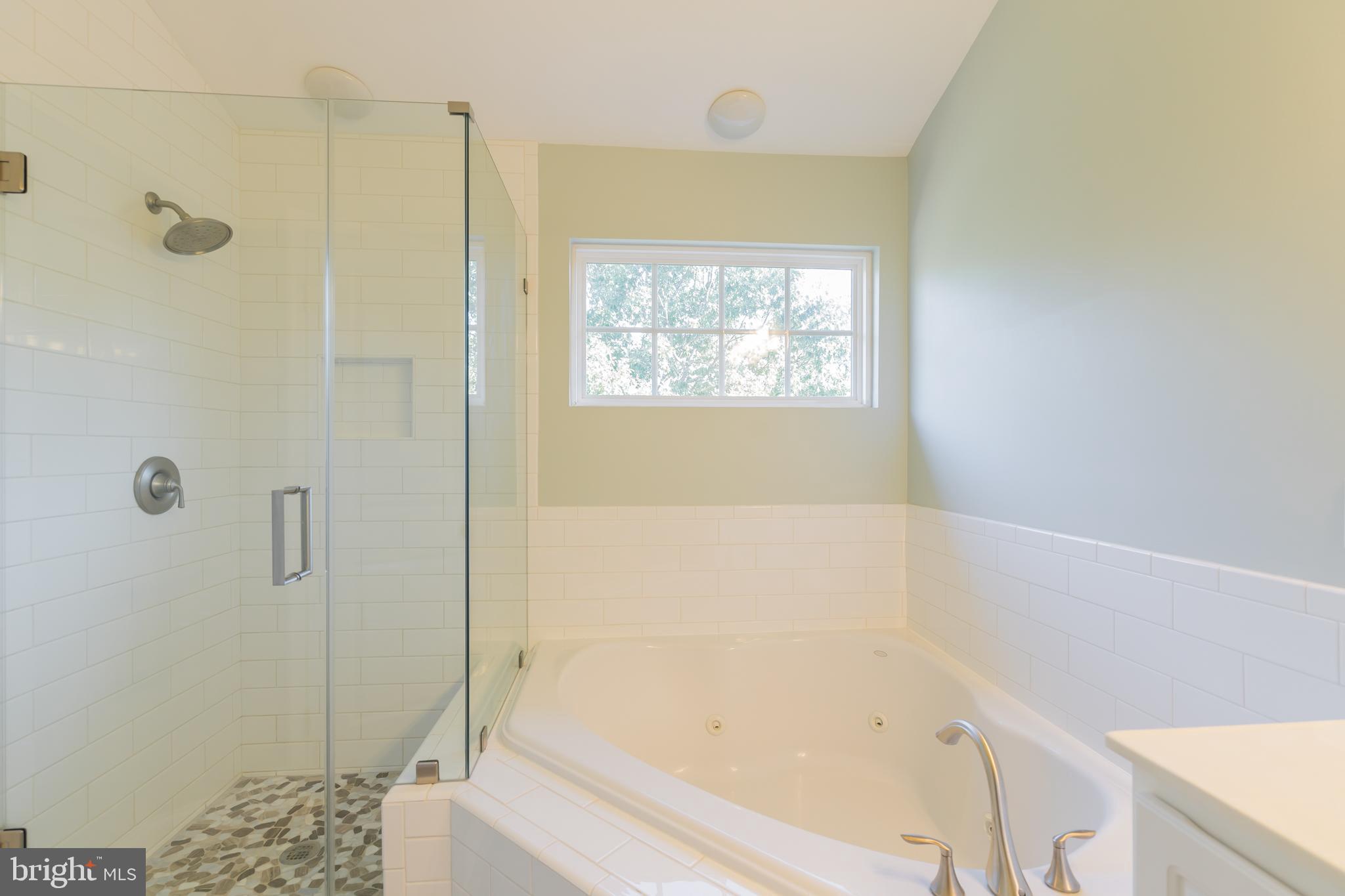 VICTORY LAKES - Residential