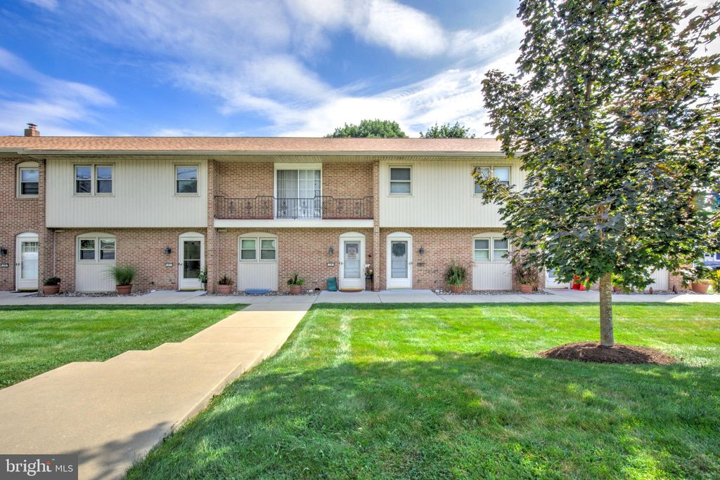 Photo of 31 Fulton Street, AKRON, PA 17501 (MLS # PALA2074944)