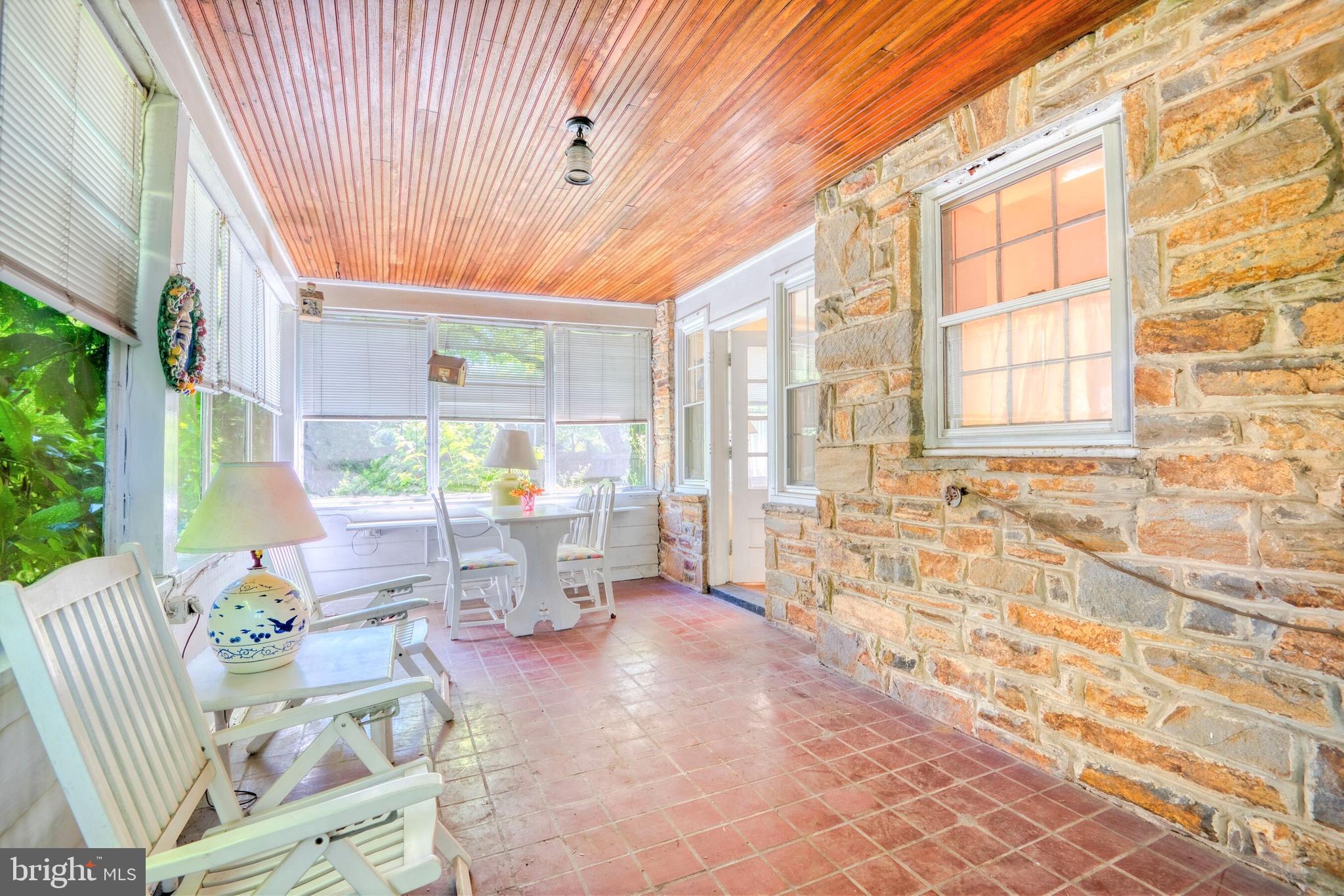 YORKTOWNE - Residential