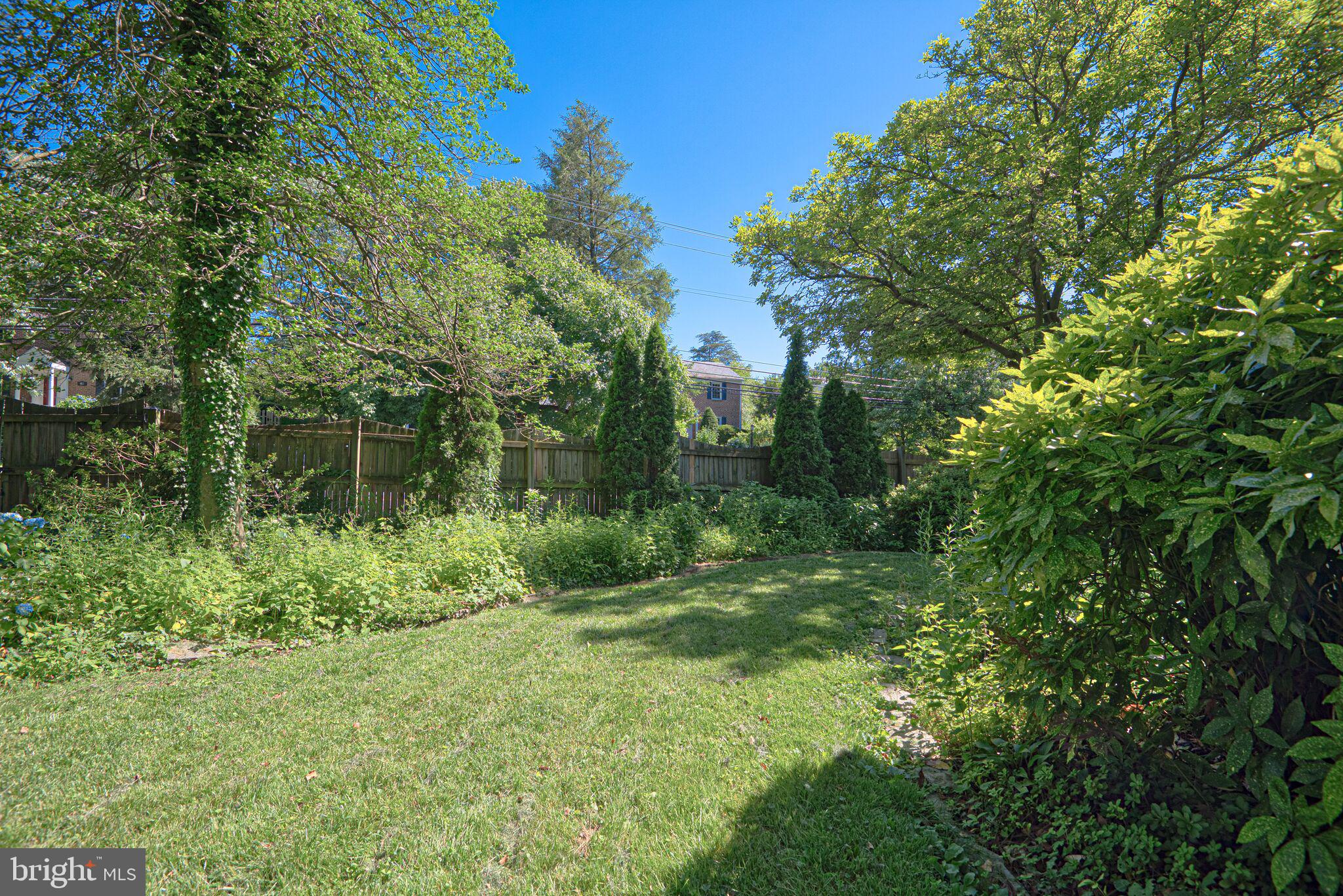 YORKTOWNE - Residential